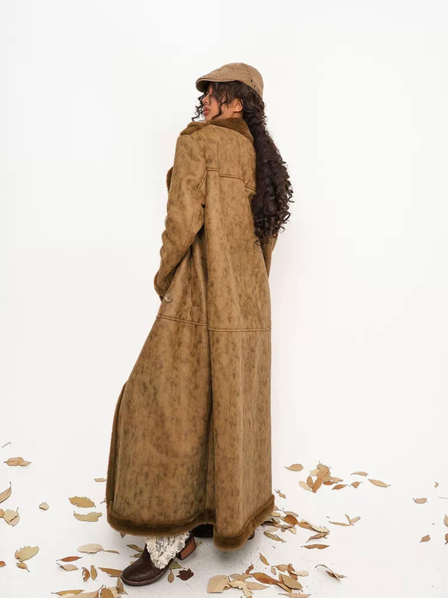 Nico Molly Faux Shearling Lined Vintage 3 Button Relaxed Fit Unisex Camel Long Coats