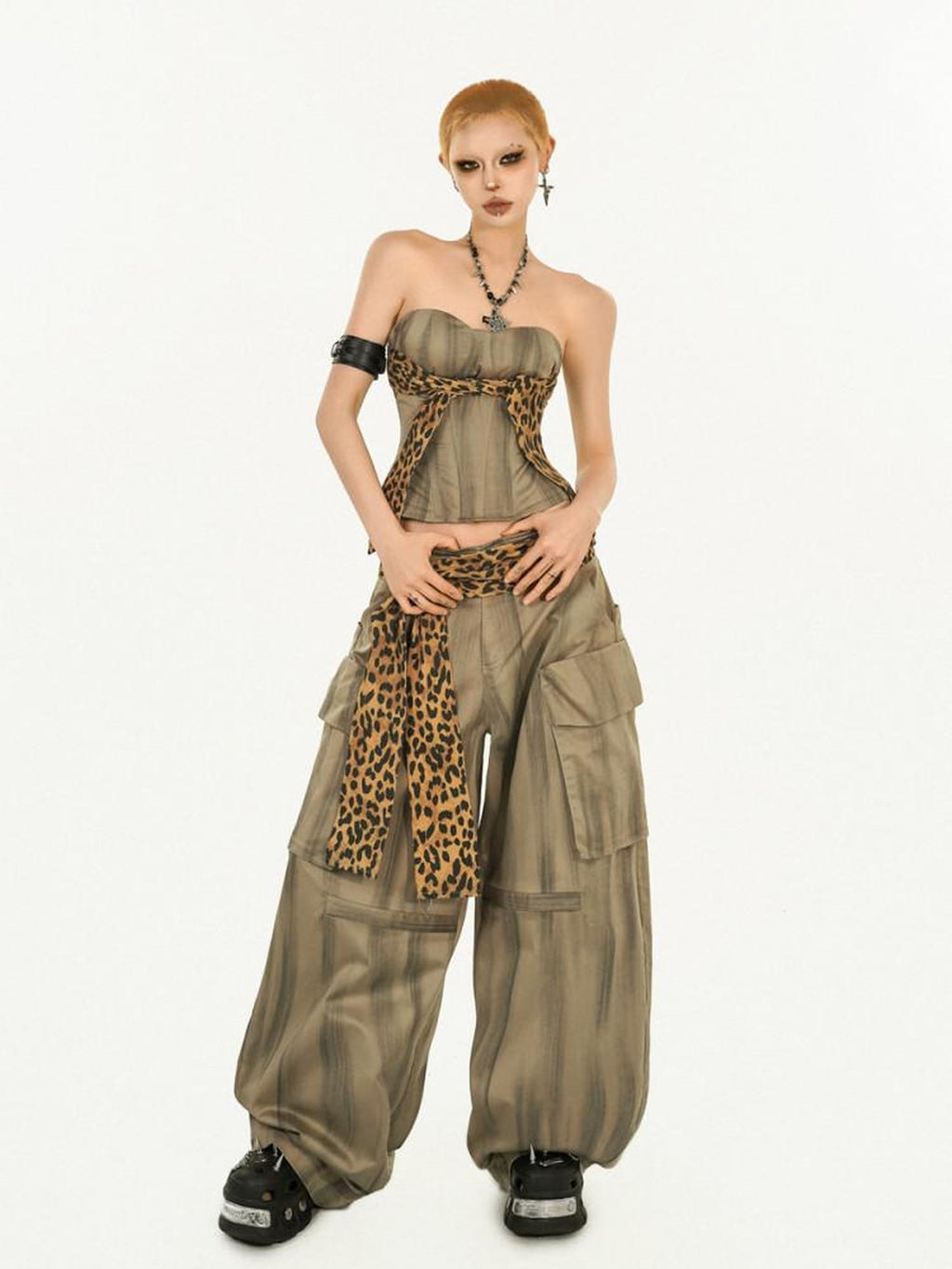 Nico Molly High Waist Leopard Print Vintage Pocket Detail Wide Leg Women Cargo Pants
