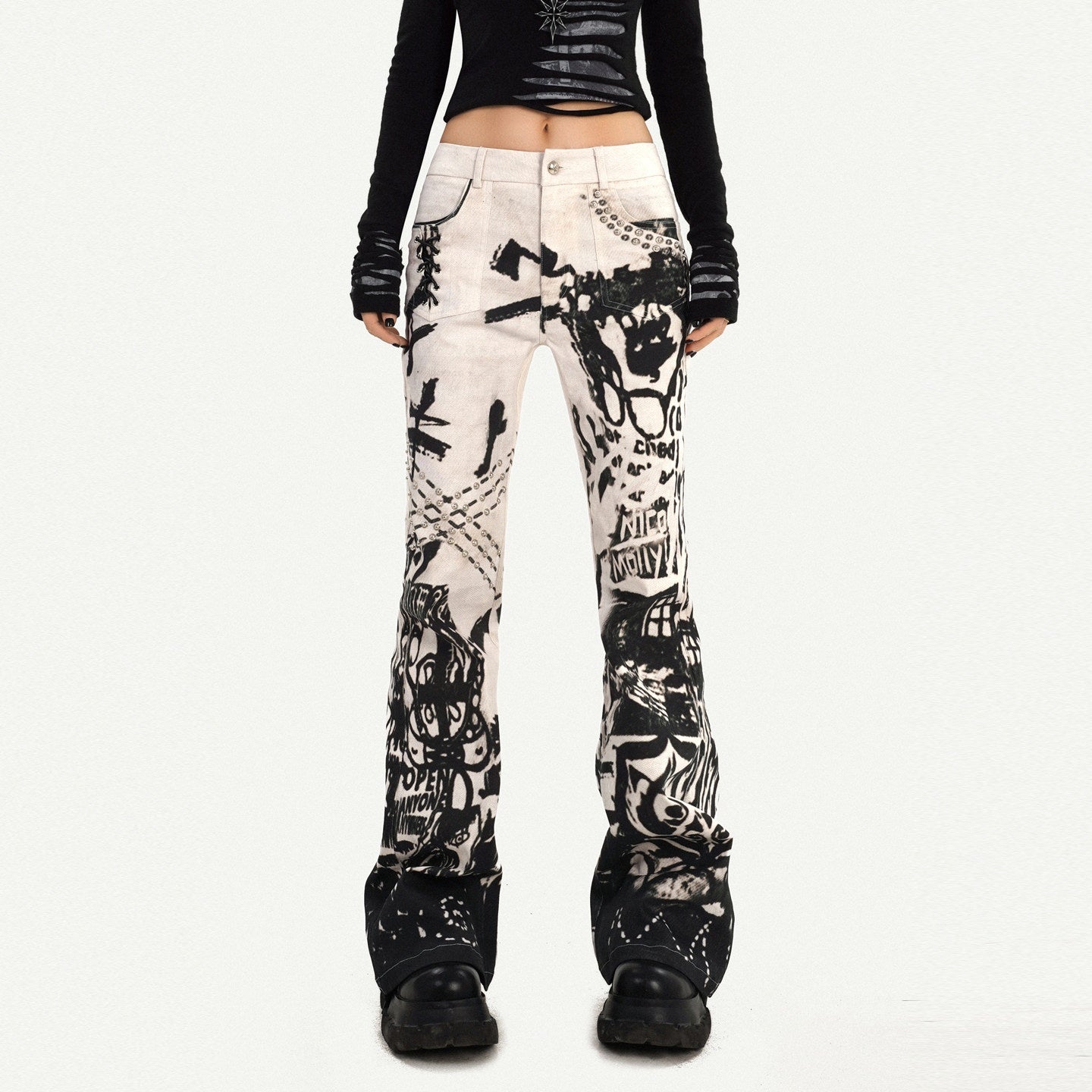 Nico_Molly_Natural_Waist_Street_Studded_Ink_Wash_Button_Fly_White_Rigid_Straight_Leg_Jeans_MISSTT