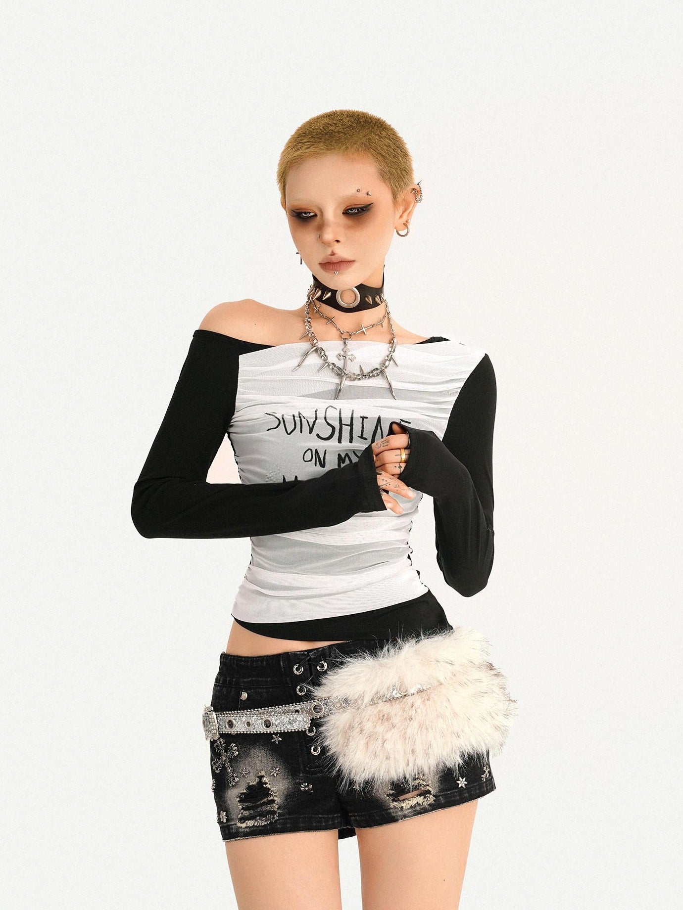 Nico Molly Slim Street Punk Lettered Slanted Neck Women Black White Long Sleeve T-Shirts