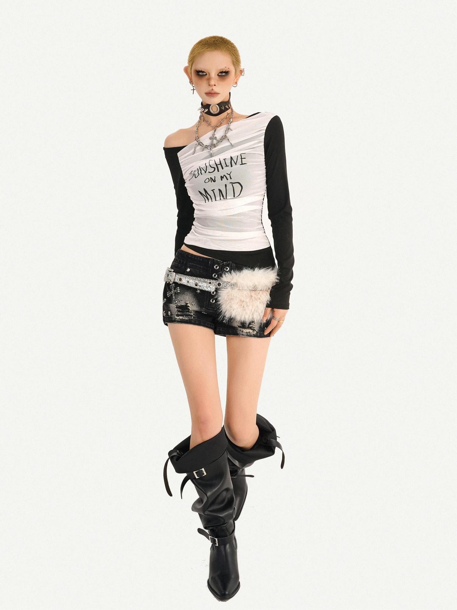 Nico Molly Slim Street Punk Lettered Slanted Neck Women Black White Long Sleeve T-Shirts