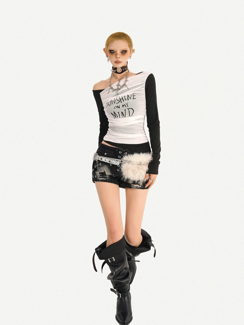 Nico Molly Slim Street Punk Lettered Slanted Neck Women Black White Long Sleeve T-Shirts