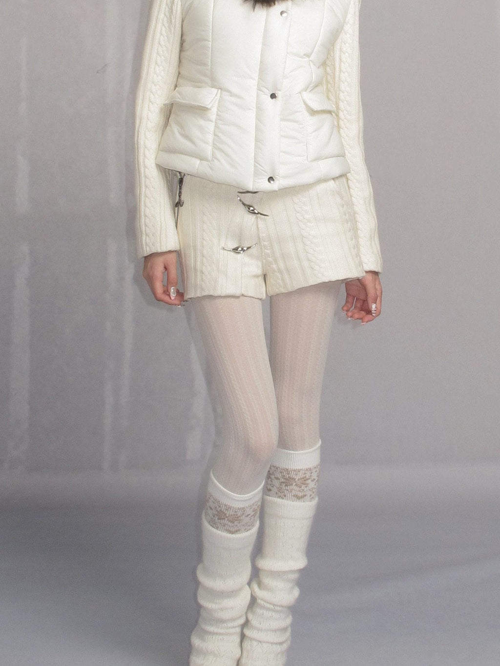 OPEN AESTHETIC 96 Percent Cotton Filled Slim Fit Fur Collar Cropped Cream Puffer Jackets