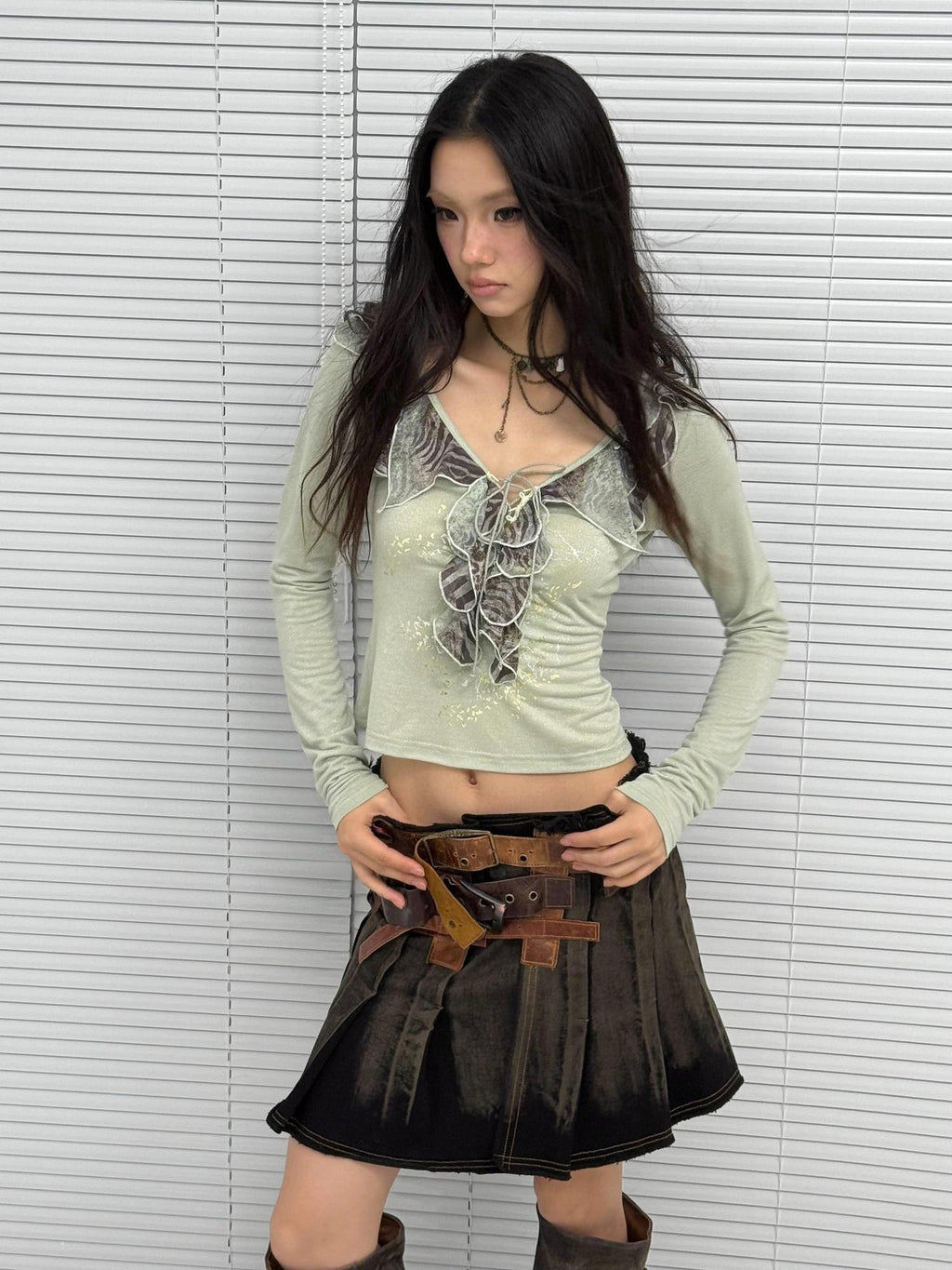 OPEN AESTHETIC Breathable Cotton Loose V-neck Zip Long Sleeve Light Green Women Crop Tops