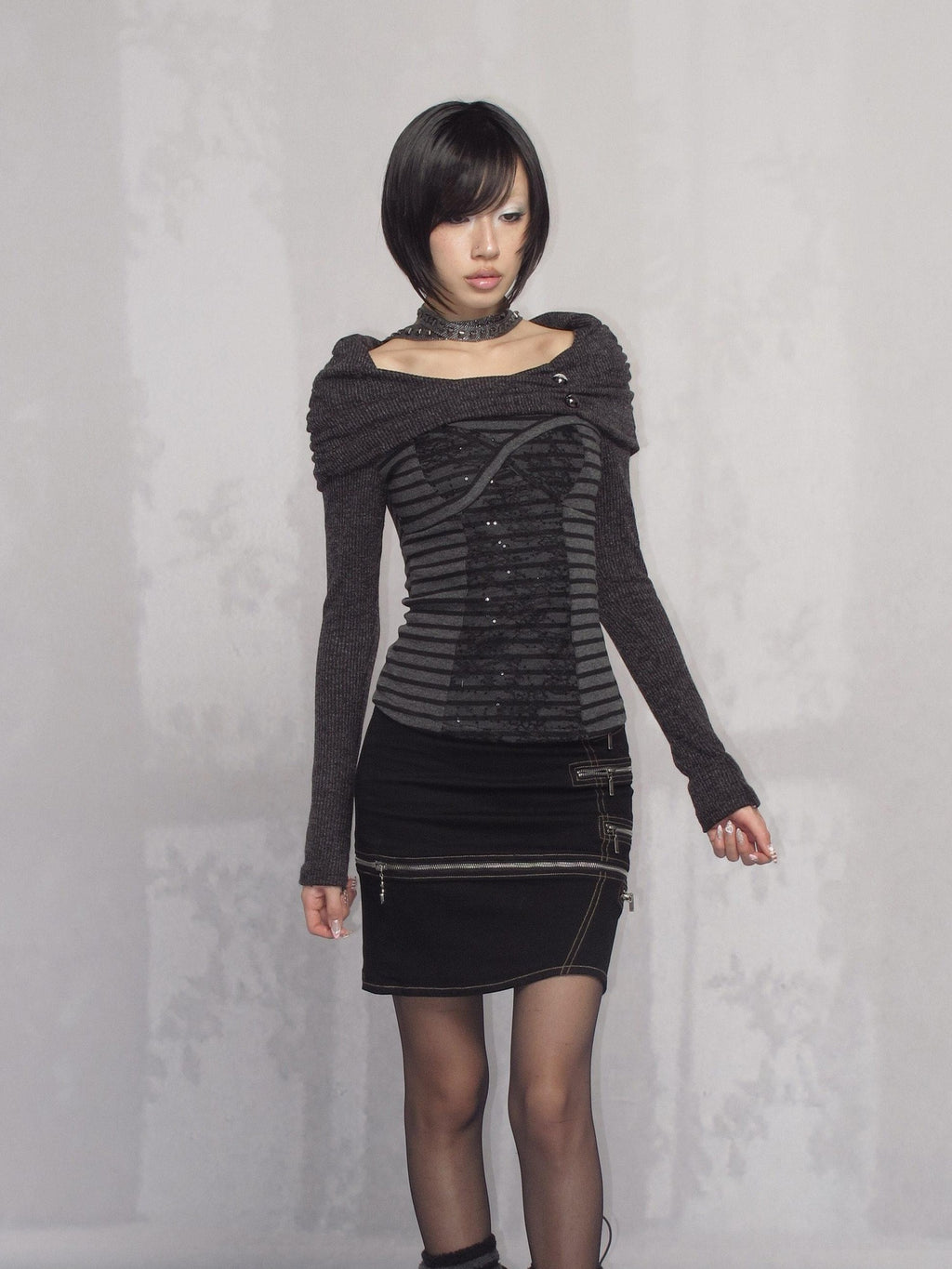 OPEN AESTHETIC Dark Metal Striped Slim Fit Boat Neck For Women Black Knit Long Sleeve T-Shirts