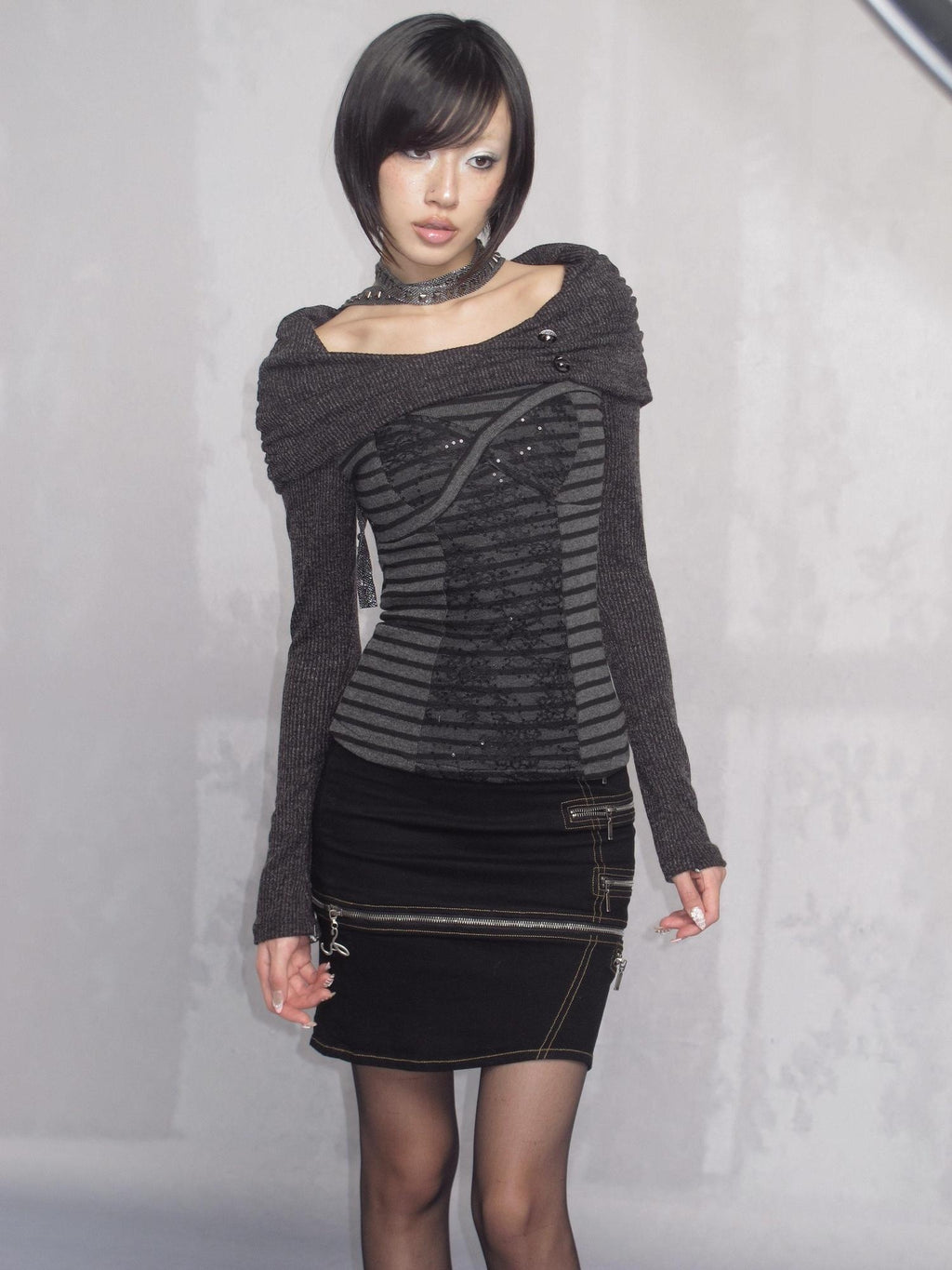 OPEN AESTHETIC Dark Metal Striped Slim Fit Boat Neck For Women Black Knit Long Sleeve T-Shirts