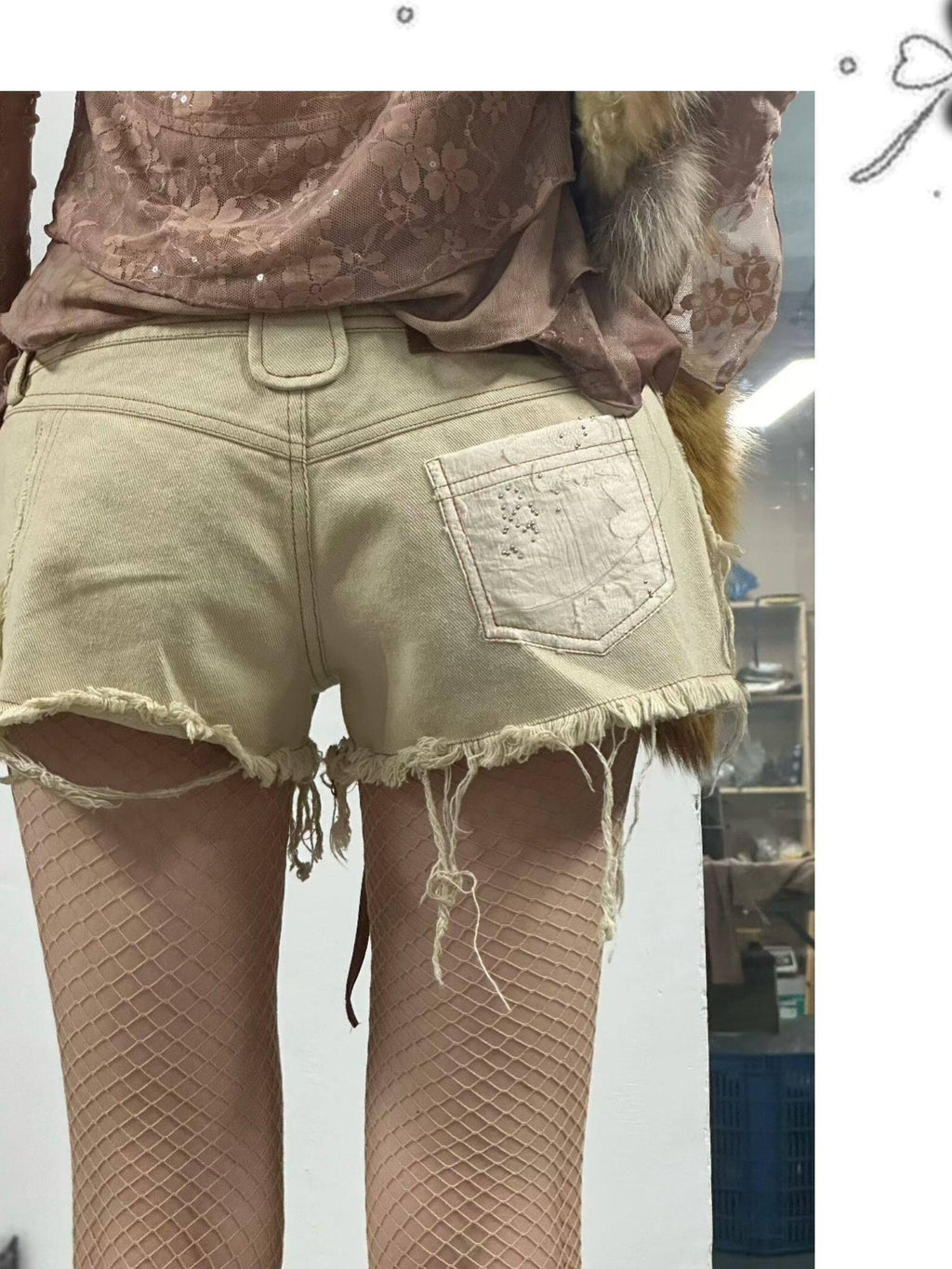 OPEN AESTHETIC Original Slim Straight Low Waist Distressed Floral Zip Fly Short Trousers