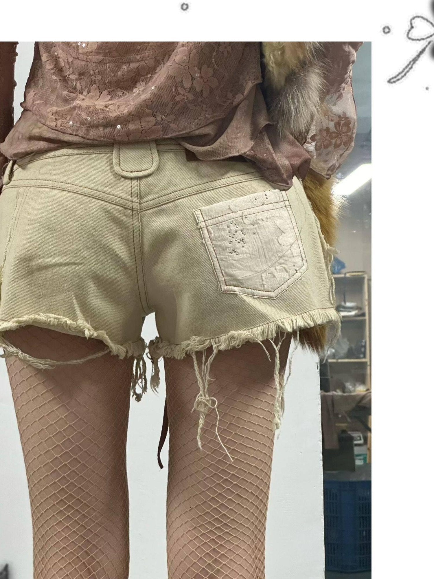 OPEN AESTHETIC Original Slim Straight Low Waist Distressed Floral Zip Fly Short Trousers