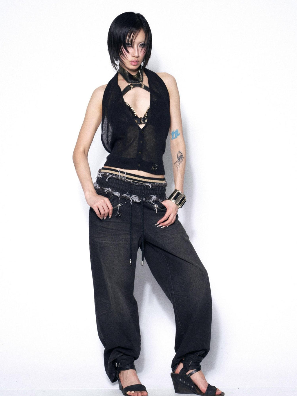 OPEN AESTHETIC Slim Sexy Halter Neck Button Front Women Black No Padding Tank Tops
