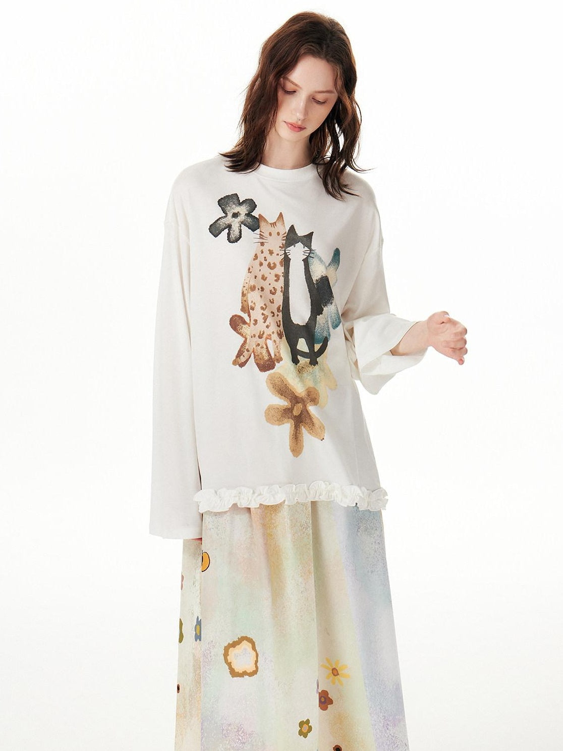 Outthe Blue Artistic Animal Print Relaxed Dropped Shoulder White Casual Long Sleeve T-Shirts