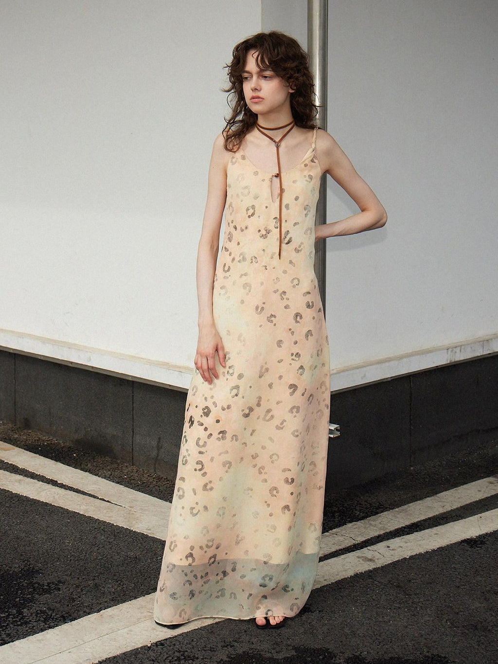 Outthe Blue Elegant Fitted Waist Spaghetti Strap V-neck A Line Almond Print Maxi Dresses