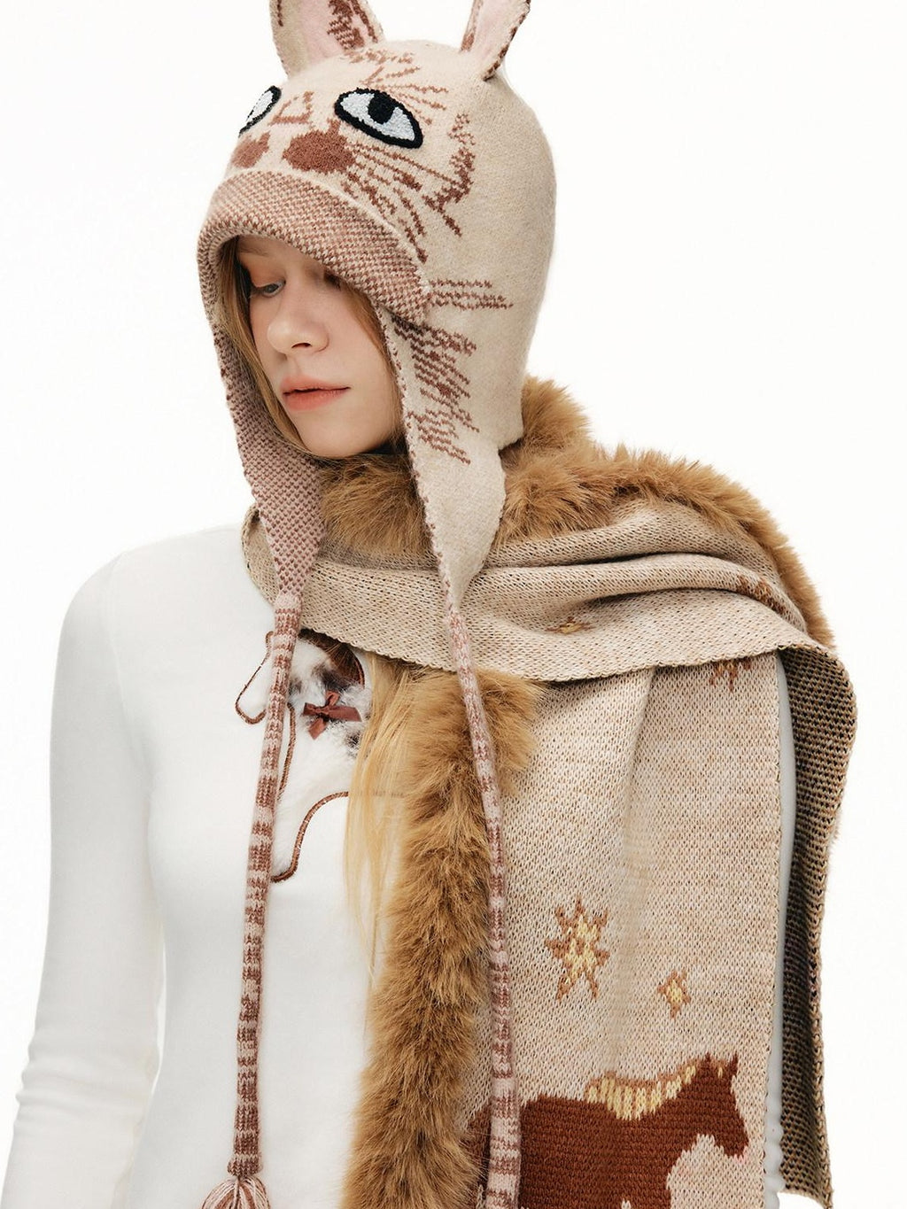 Outthe Blue High Breathability Casual Knit Round Top Women Animal Pattern Light Beige Hats
