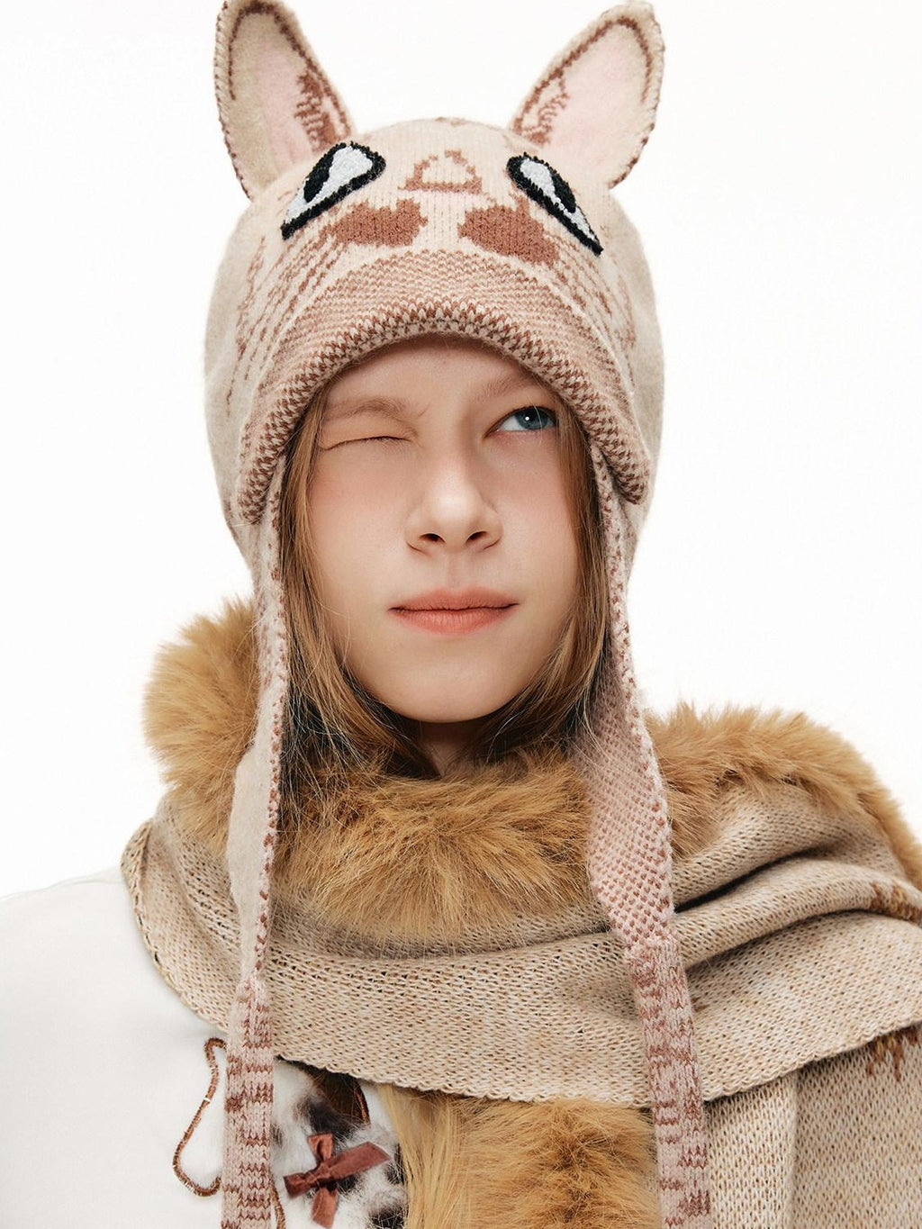 Outthe Blue High Breathability Casual Knit Round Top Women Animal Pattern Light Beige Hats