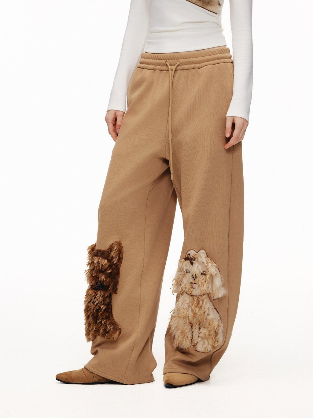 Outthe Blue High Waist Asymmetric Embroidered Applique Loose Straight Camel Sweatpants