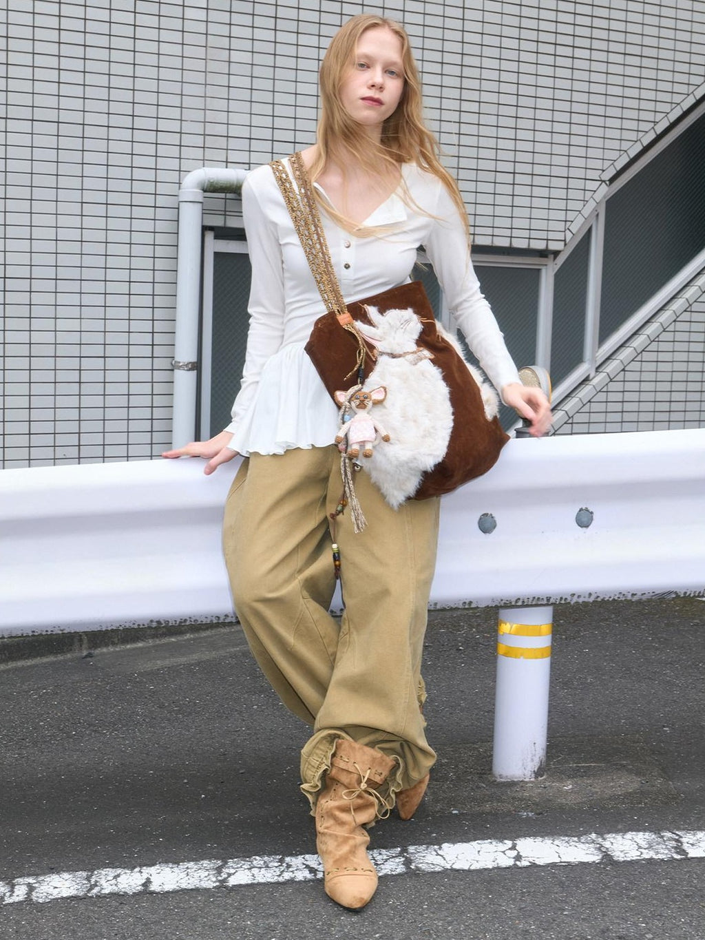 Outthe Blue Plush Cat Patchwork Casual Minimalist Square Handheld Women Caramel Tote Bags