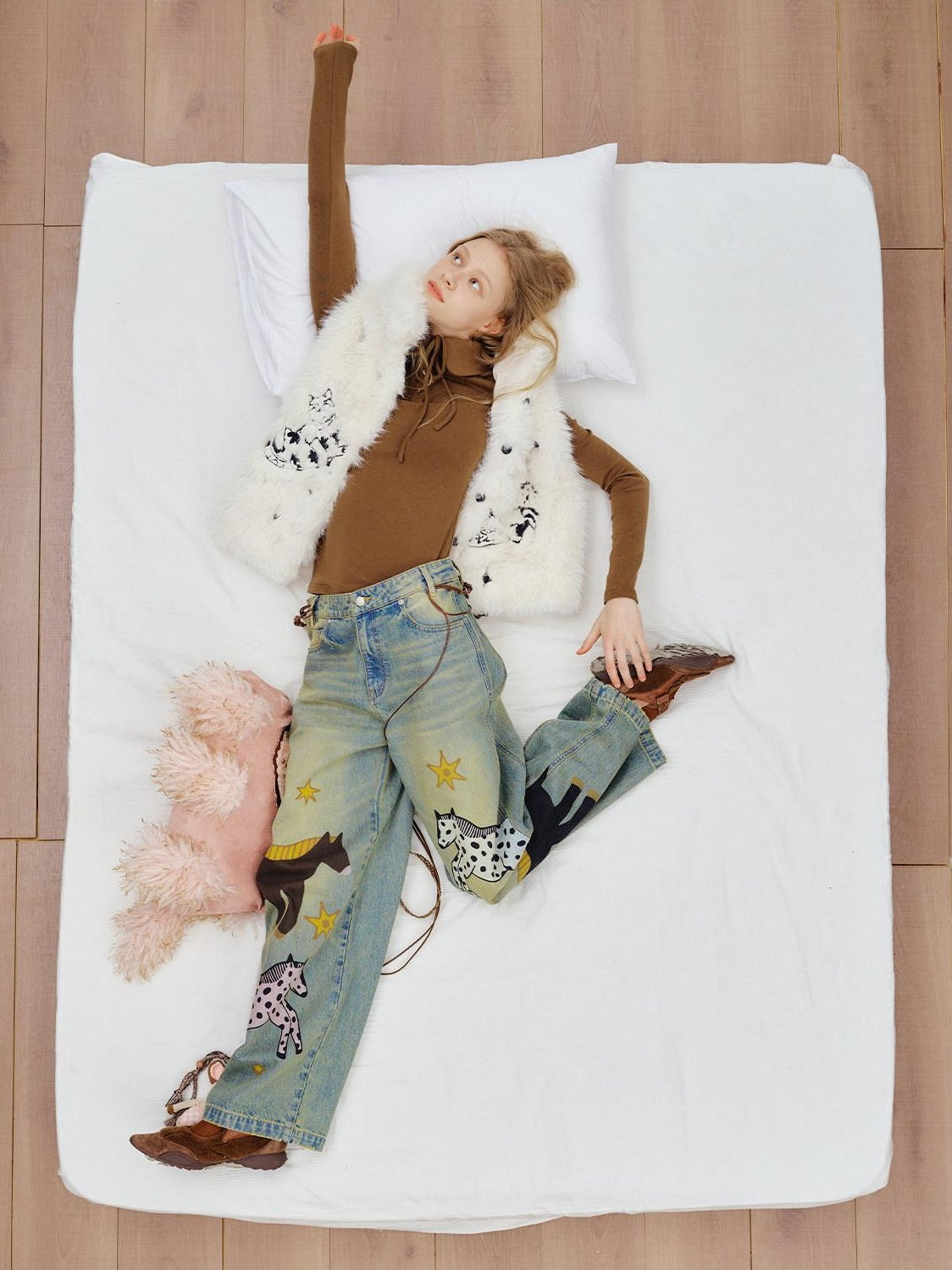 Outthe Blue Retro Washed Animal Print Wide Leg Mid Rise Stretch Women Jeans