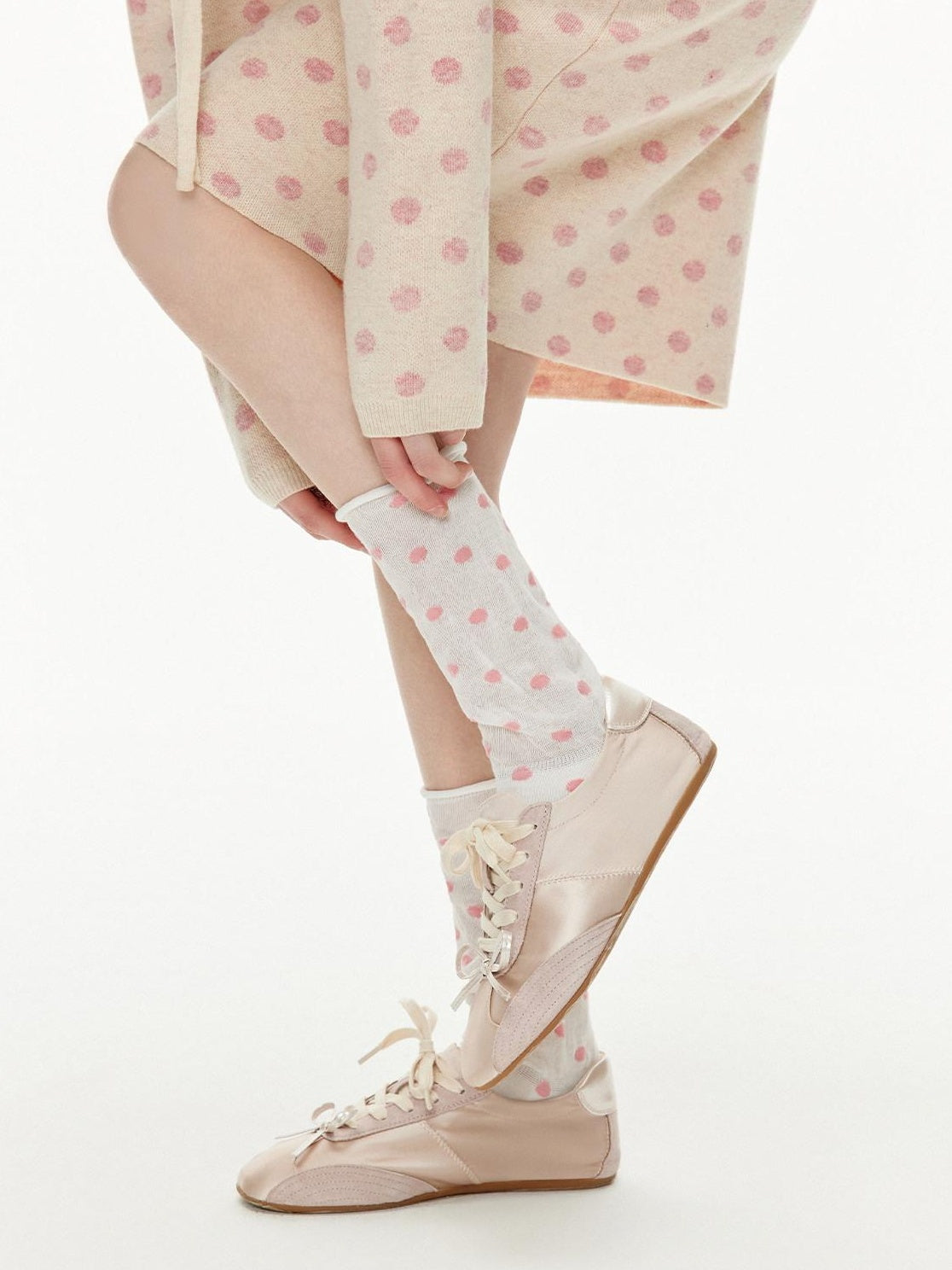 Outthe Blue Soft Cotton Blend Unique Polka Dot Women Ankle Crew Fashion Socks