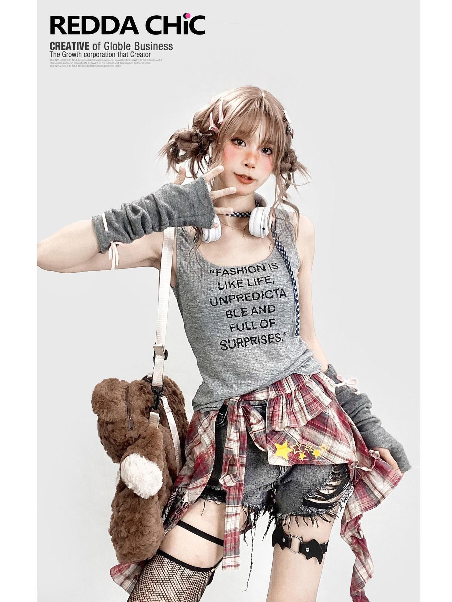 REDDACHIC American Vintage Irregular Plaid Rear Flap Women'S Black Denim Short Trousers