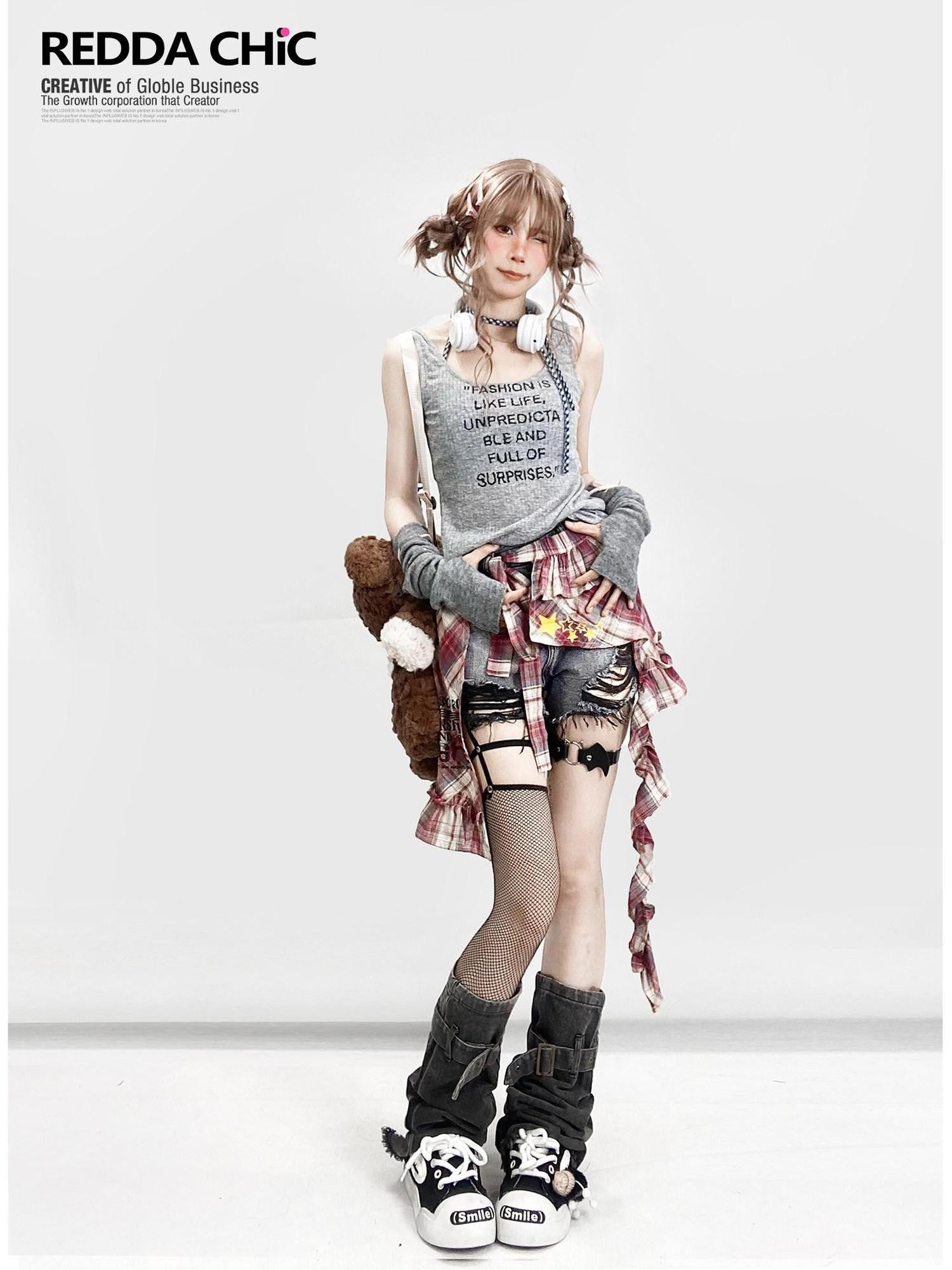 REDDACHIC American Vintage Irregular Plaid Rear Flap Women'S Black Denim Short Trousers