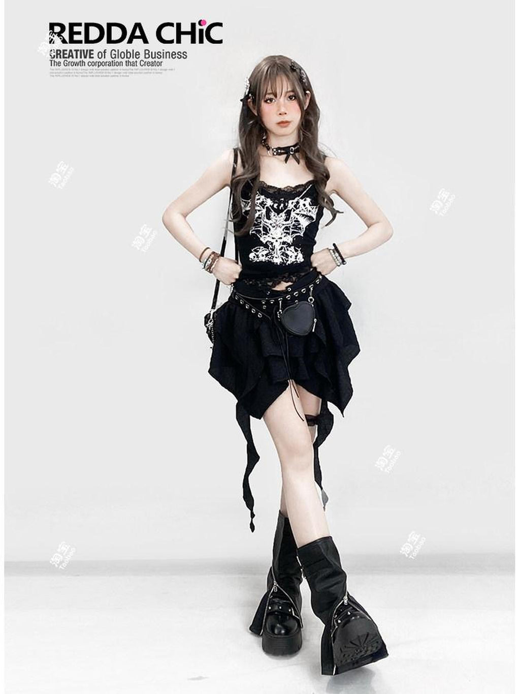 REDDACHIC Black Gothic Lace Letter Print Cropped Slim Fit Women'S Camisoles