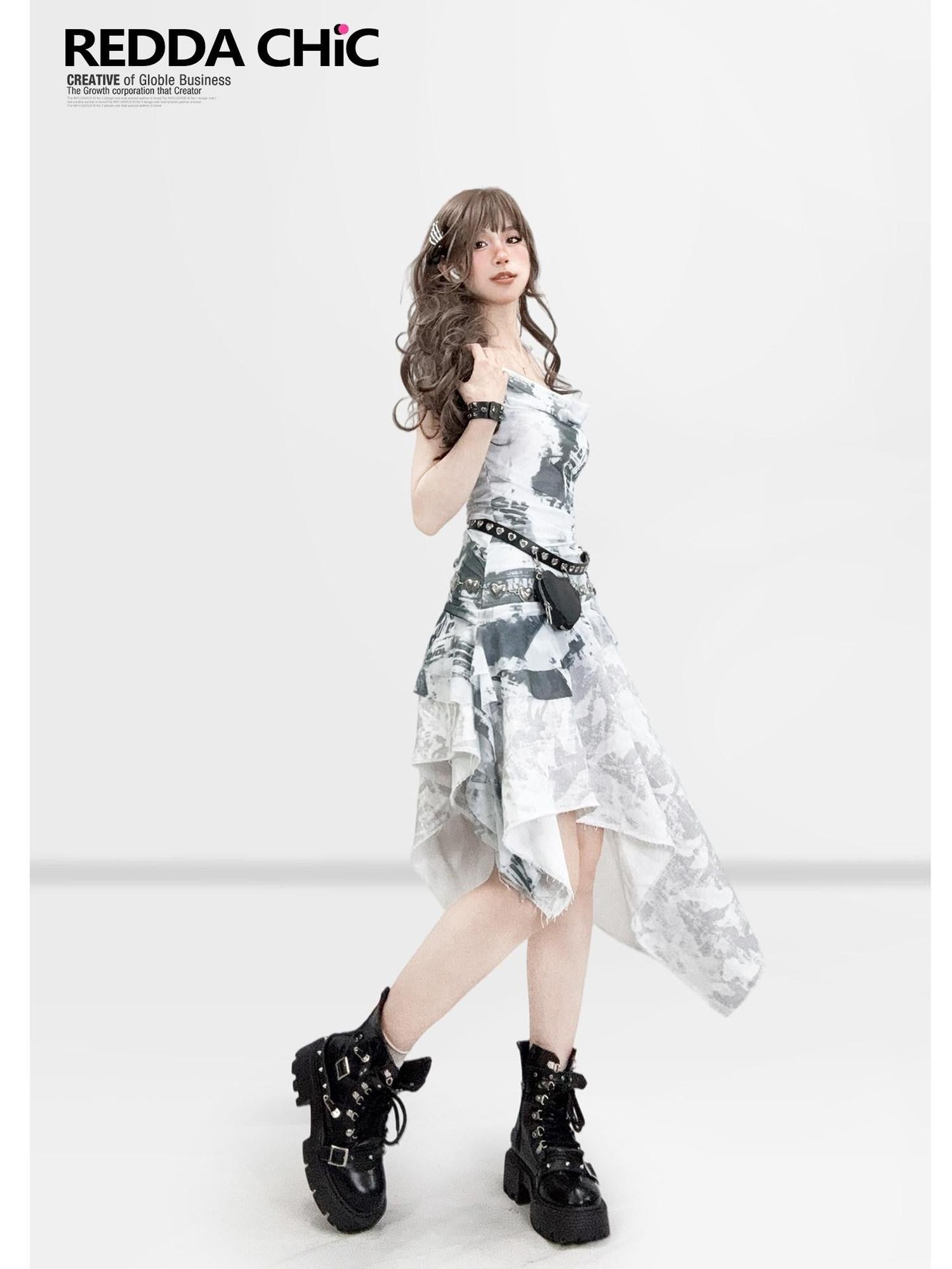 REDDACHIC Black White Asymmetric Halterneck Spaghetti Strap Women'S Fitted Top & Skirt Sets