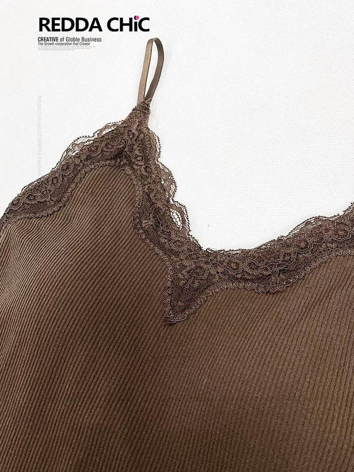 REDDACHIC Brown Lace Solid Built In Pad Slim Fit Women'S Knitted Camisoles