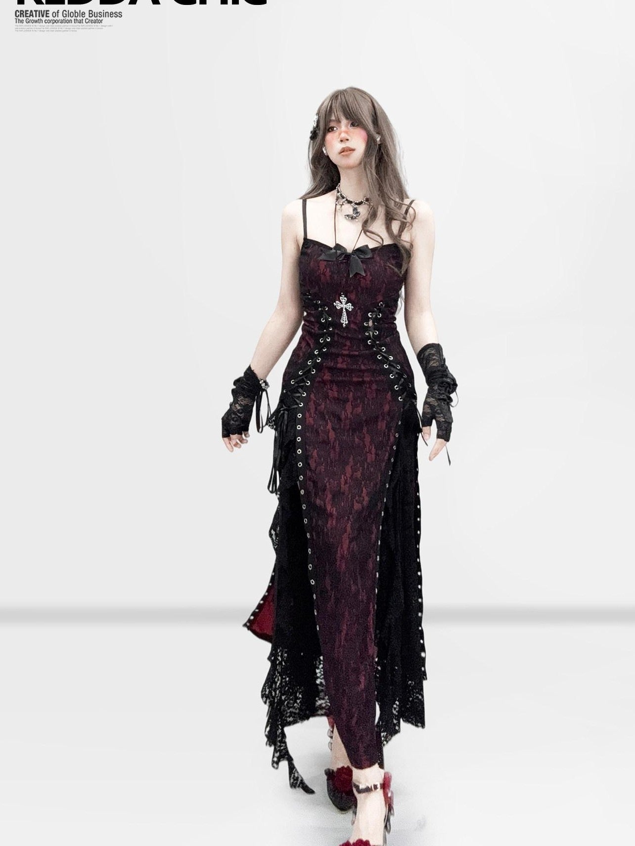 REDDACHIC Dark Gothic Lace Slit Bodycon Spaghetti Strap Women'S Polyester Maxi Dresses