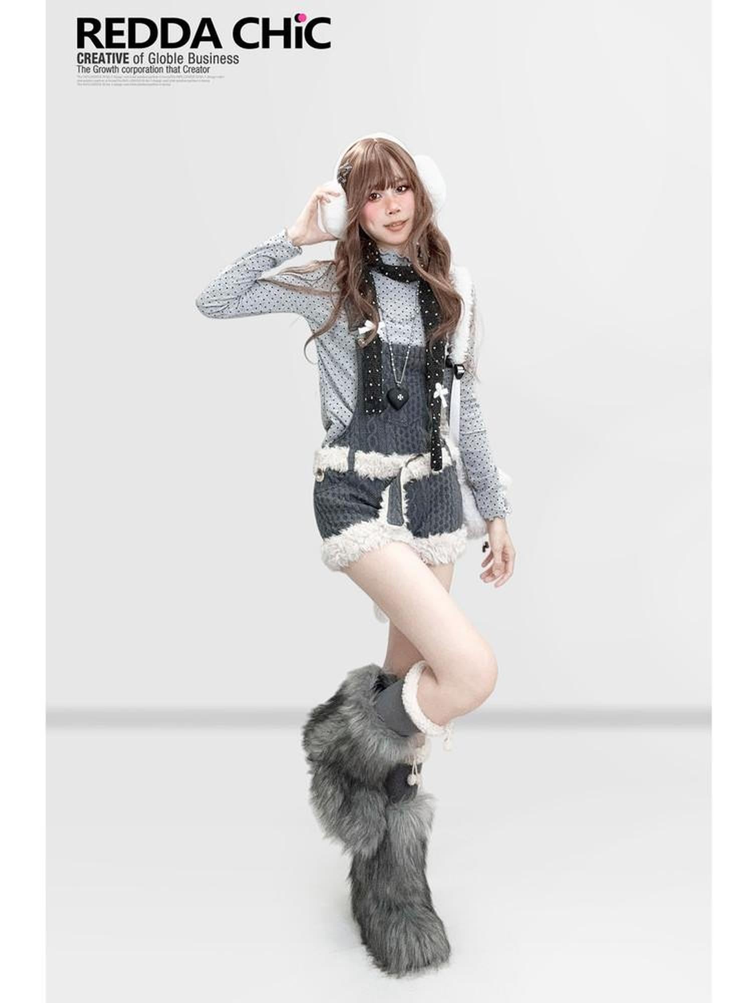 REDDACHIC Fur Patchwork Suspender Layered Vintage Women'S Wool Knit Short Trousers