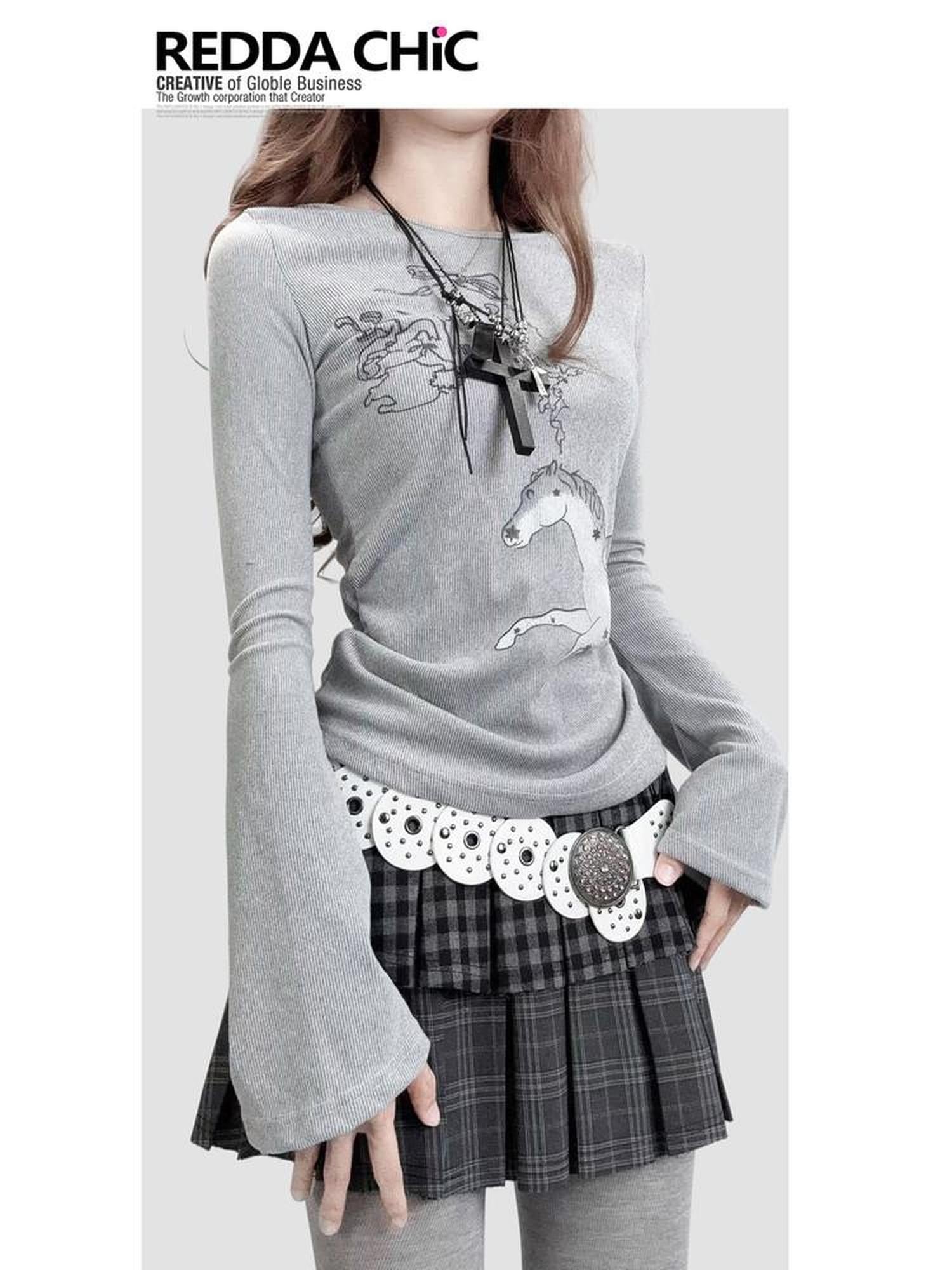 REDDACHIC Gray Cartoon Print Bell Sleeve Slim Women'S Derong Long Sleeve T-Shirts