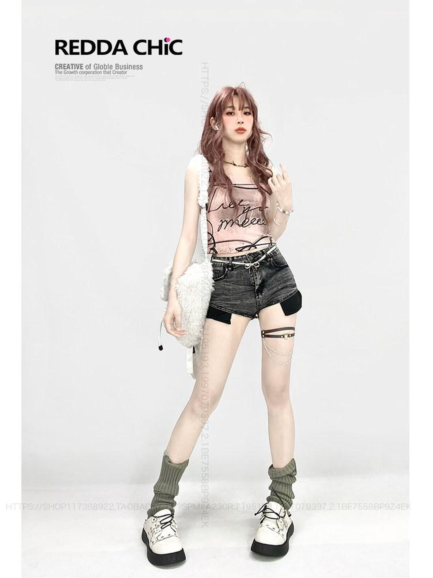 REDDACHIC Pink Lace Trim Letter Print Slim Fit Cropped Women'S Camisoles