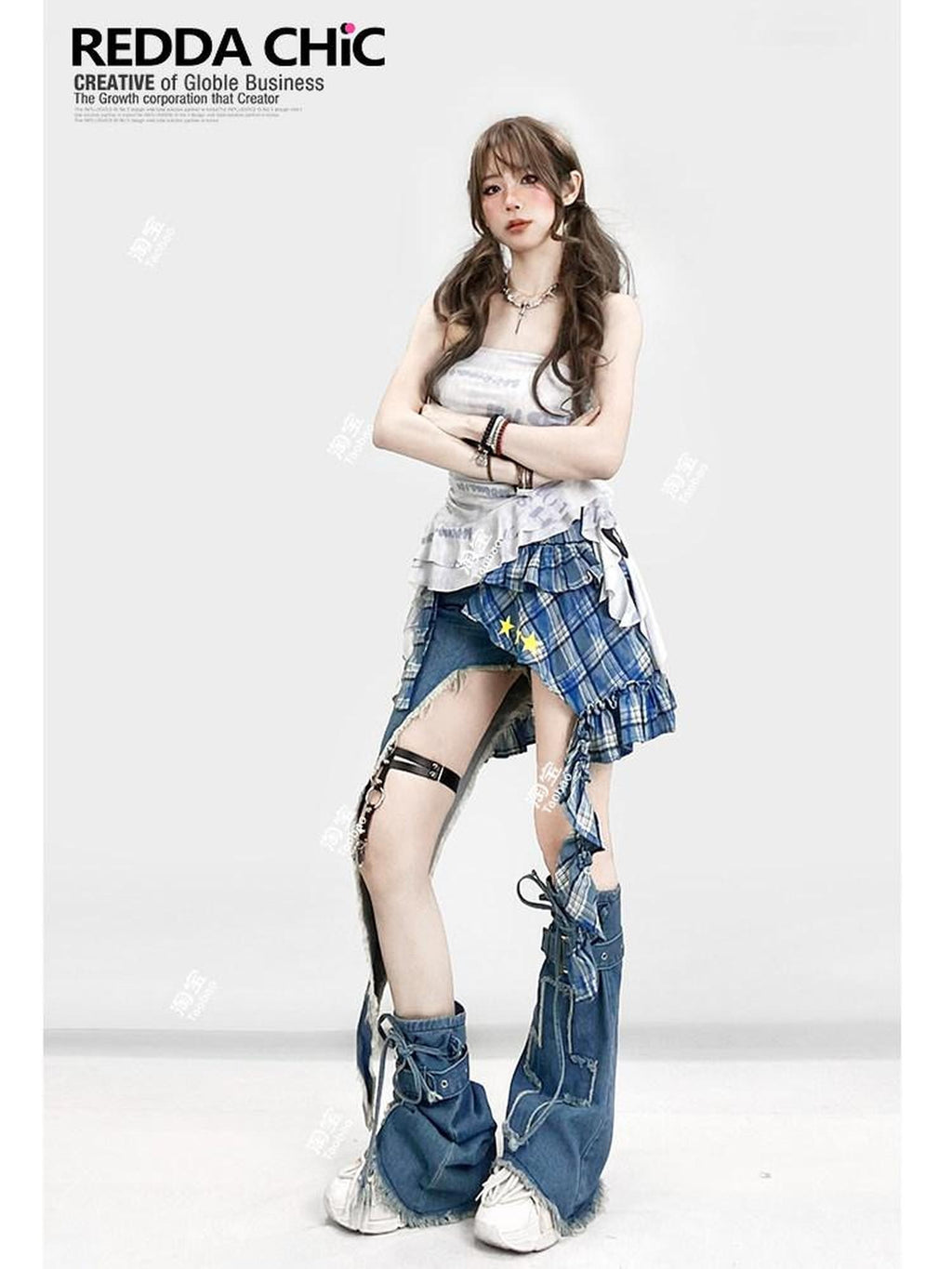 REDDACHIC Vintage Plaid Asymmetrical Ruffle Rear Flap Women'S Light Wash Denim Shorts