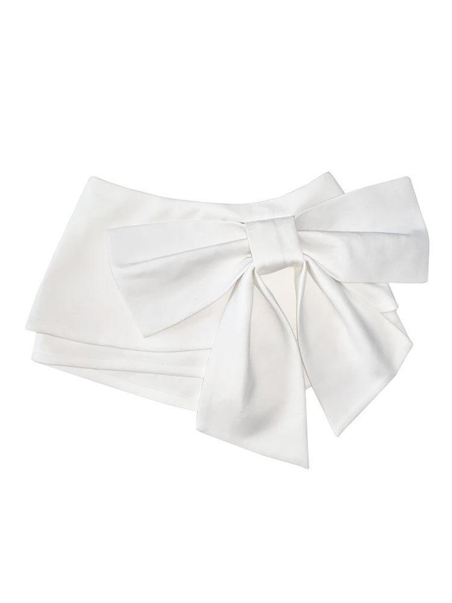 WSW Elegant Low Waist Slim Fit White Cotton Blend 3D Embellished Women Skorts