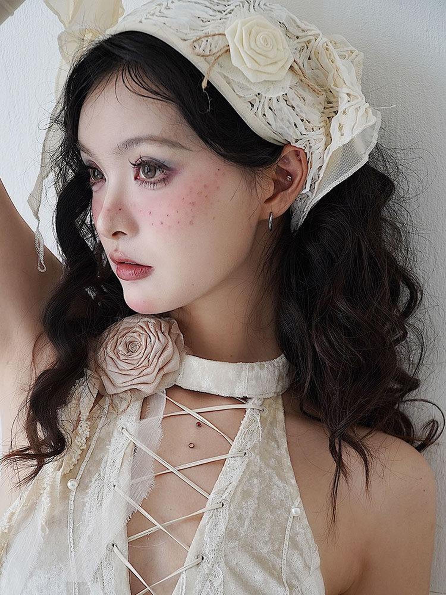 WSW Original Design V-neck Sleeveless Mid Length One Size Off White Mini Dresses