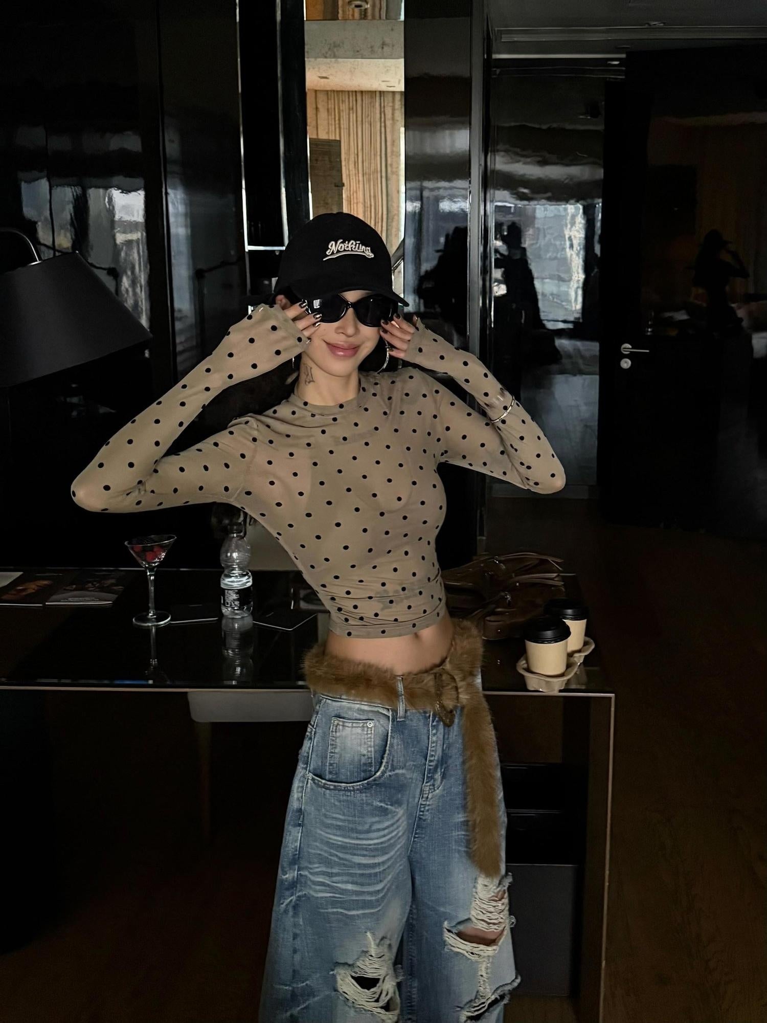 ZERO Breathable Flocked Polka Dot Slim Casual Women Mid Waist Long Sleeve Crop Tops