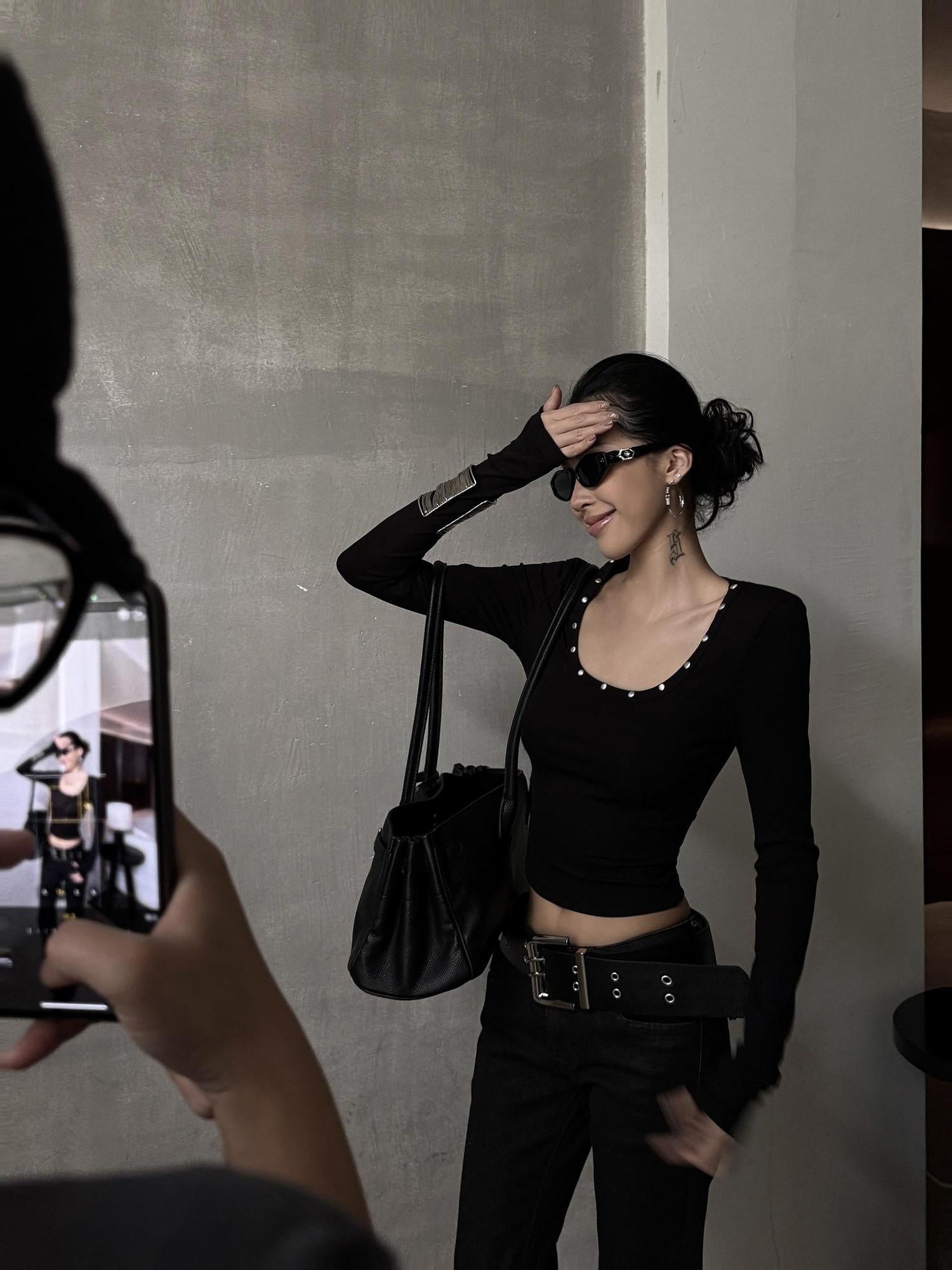 ZERO Soft Modal Rhinestone Slim U Neck Casual Women Black Long Sleeve Crop Tops