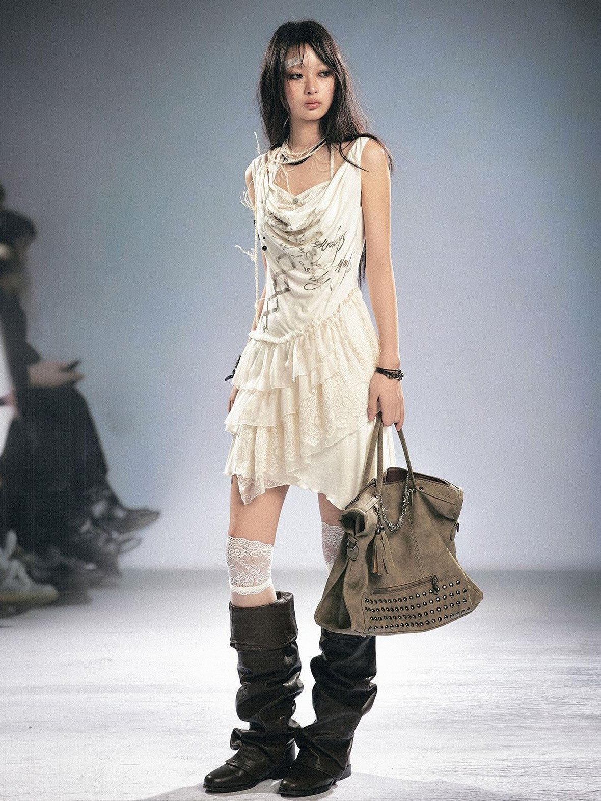 Cest Nous Breathable Lyocell Slim Fit Sleeveless Collared Irregular Hem Beige Mididresses