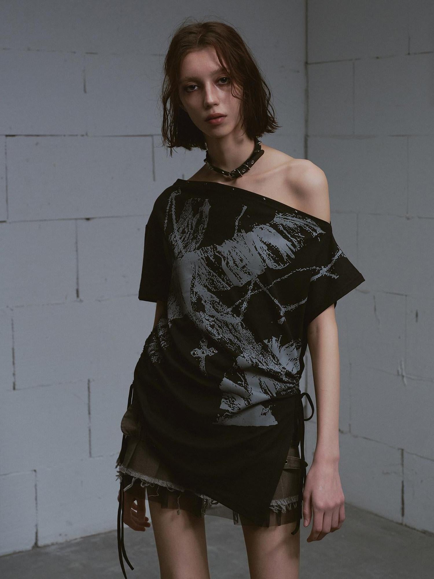 Cest Nous Lightweight Cotton Loose Punk Graffiti Asymmetric Tie Women Offshouldercroptops