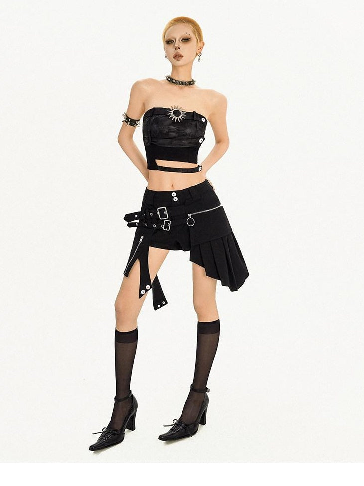Nico Molly Figure Flattering Slim Fit Cropped Original Design Solid Black Top & Shorts Sets