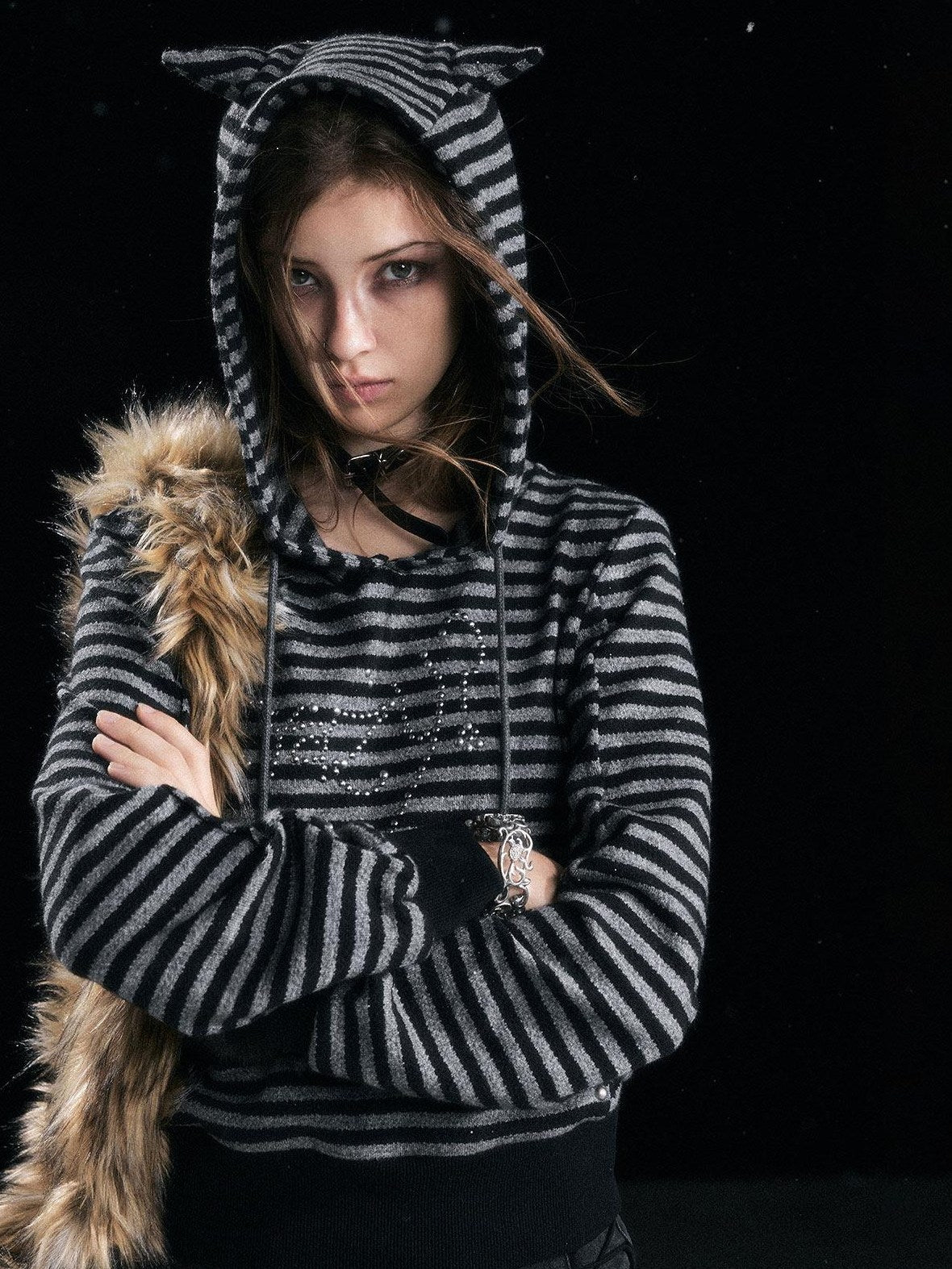 Cest Nous Acrylic Blend Loose Fit Commuter Pullover Women Striped Black Gray Hooded Hoodie