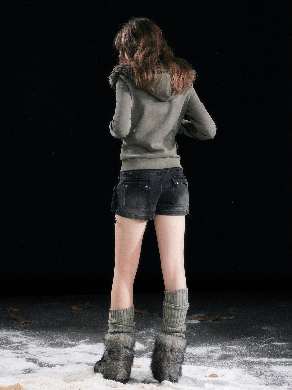 Cest Nous Washed Black Cargo Drawstring Natural Waist Women Regular Stretch Denimshorts