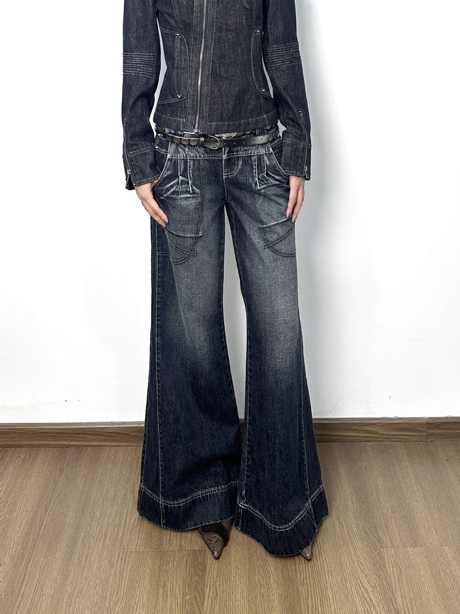 Flowers birds Market Washed Blue Distressed Natural Waist Pockets Button Fly Women Wide-Leg Jeans