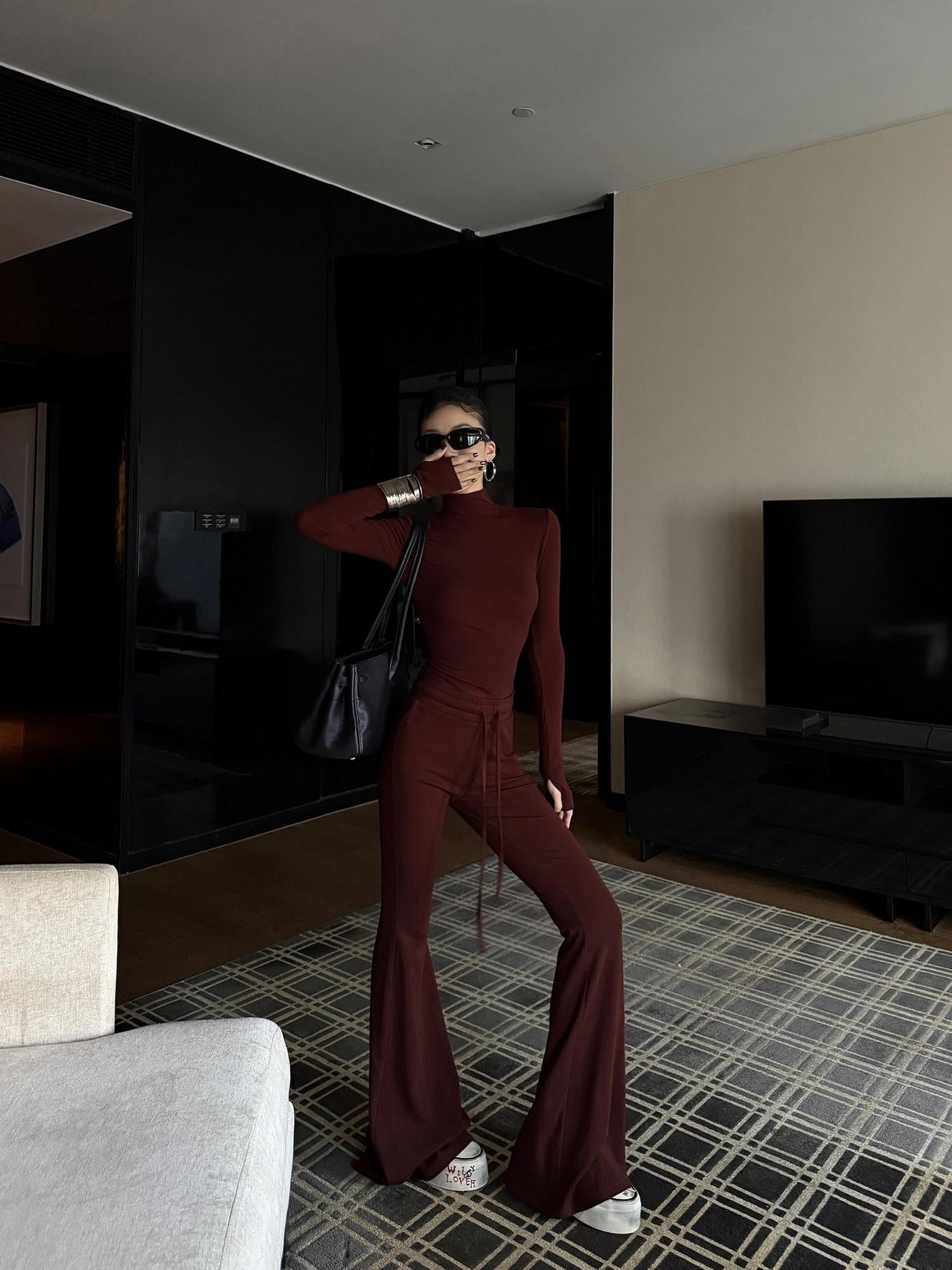 ZERO Slim Fit High Neck Long Sleeve Red Viscose Stretch Casual Women Top & Pants Sets