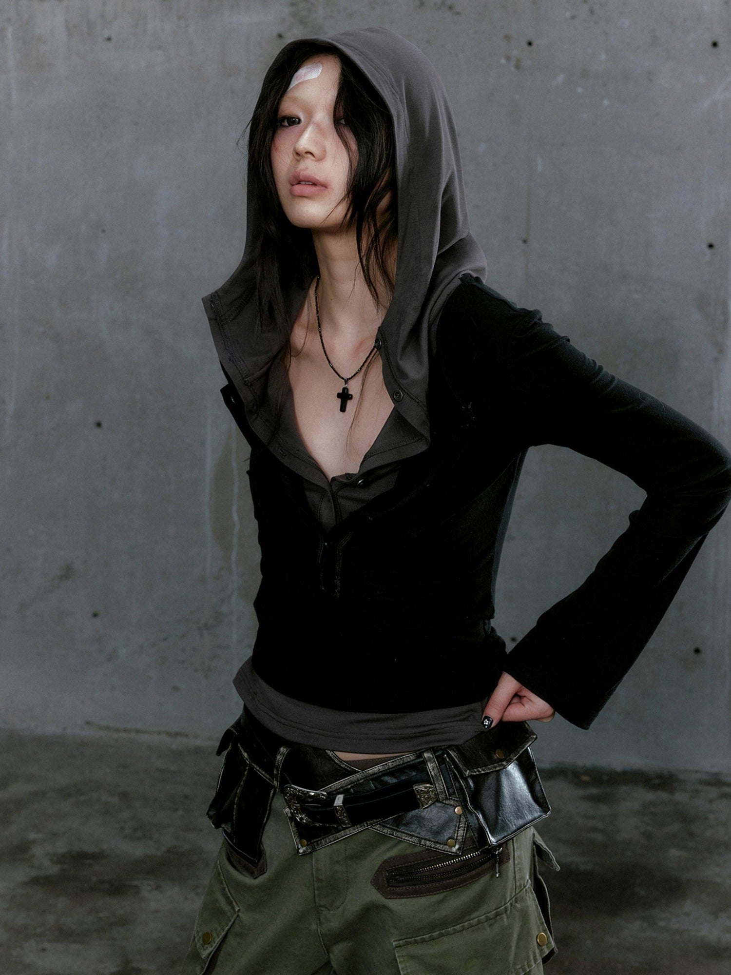 Cest Nous Slim Fit Printed Pullover Hooded Layered Street Punk Women Cotton Blend Hoodie