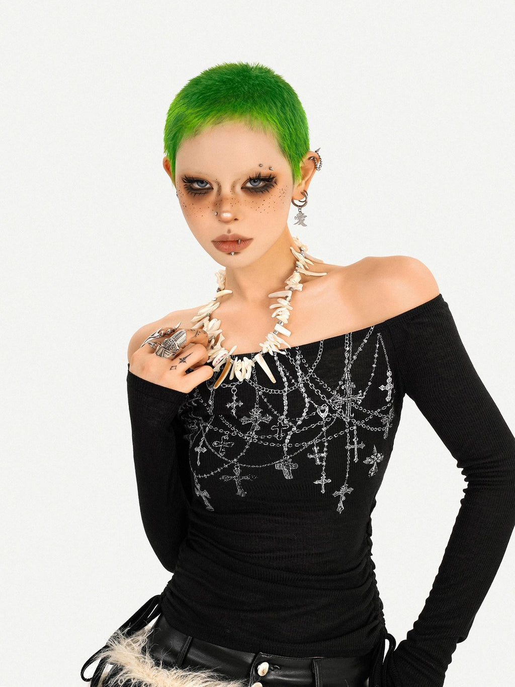 Nico Molly Black Vintage Print Boat Neck Slim Fit Casual Women Daily Long Sleeve T-Shirts