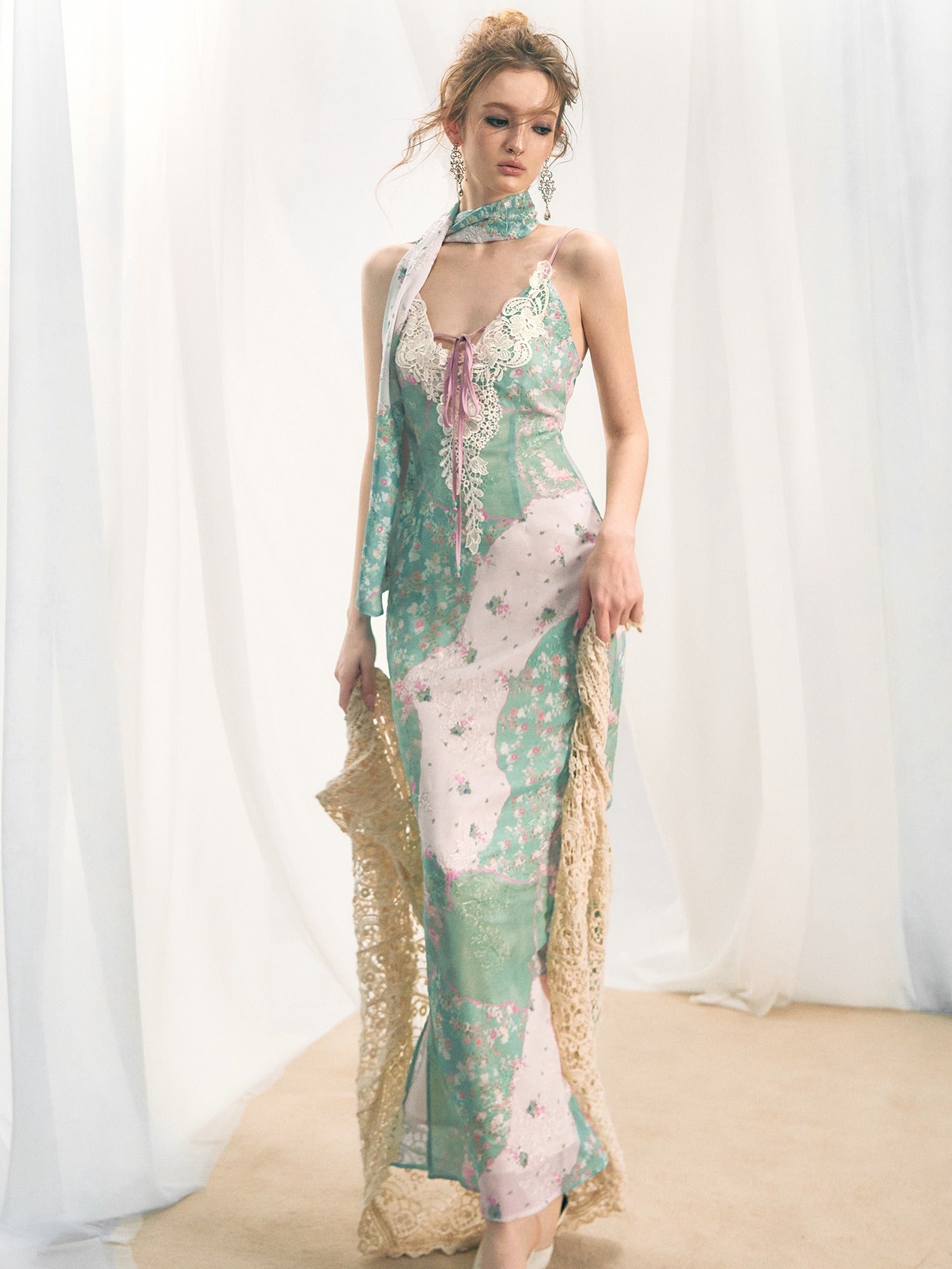 OfAkiva Flattering Cinched Waist Printed V-neck A Line Sleeveless Casual Maxi Dresses