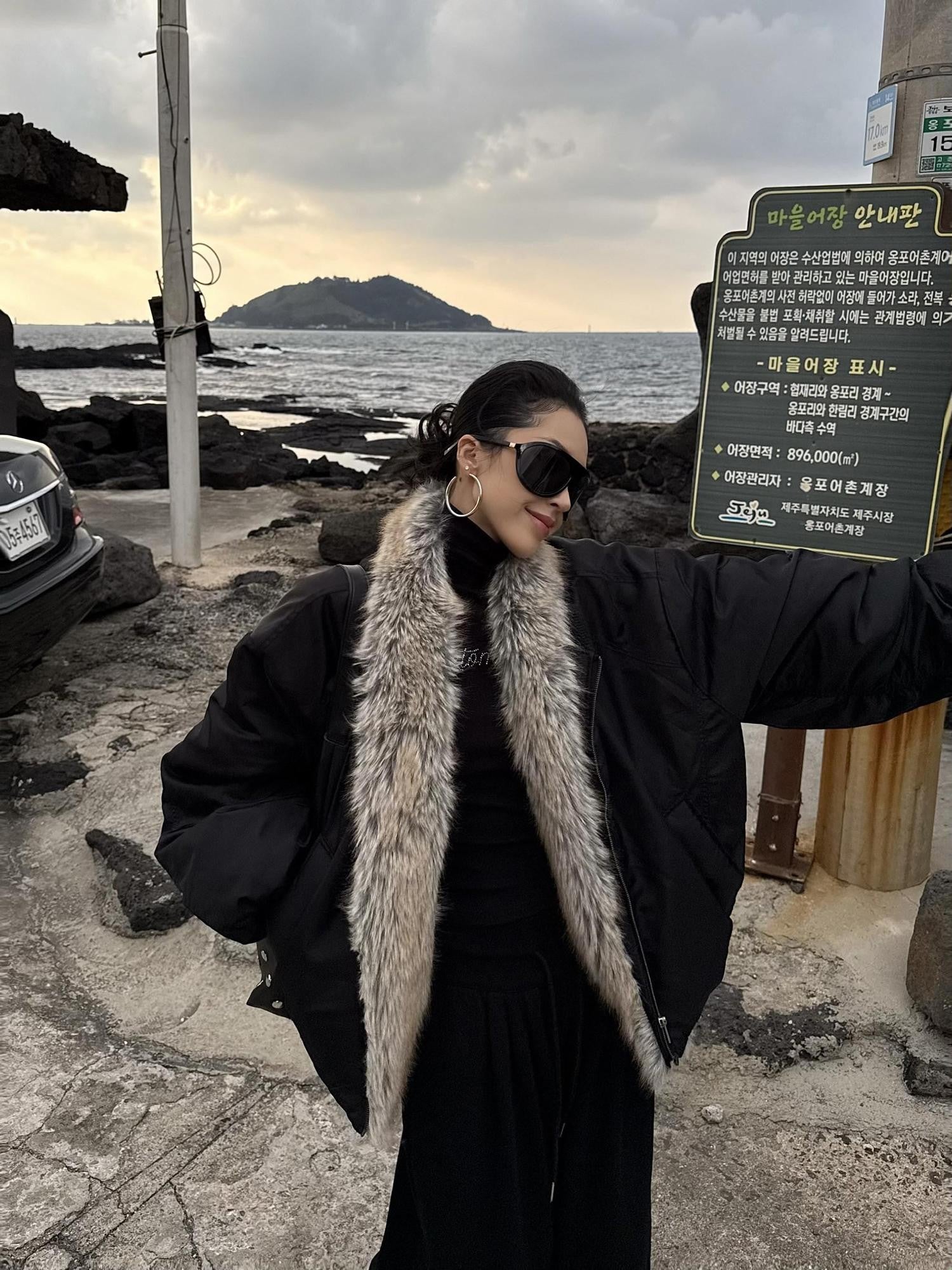 ZERO Warm Casual Oversized Fur Collar Unisex Polyester Woven Puffer Jackets