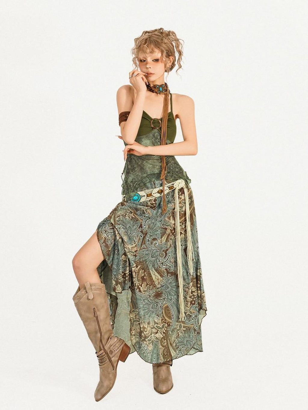 Nico Molly Floral Patchwork V-neck Slim Fit Sleeveless Women Printed Green Top & Skirt Sets