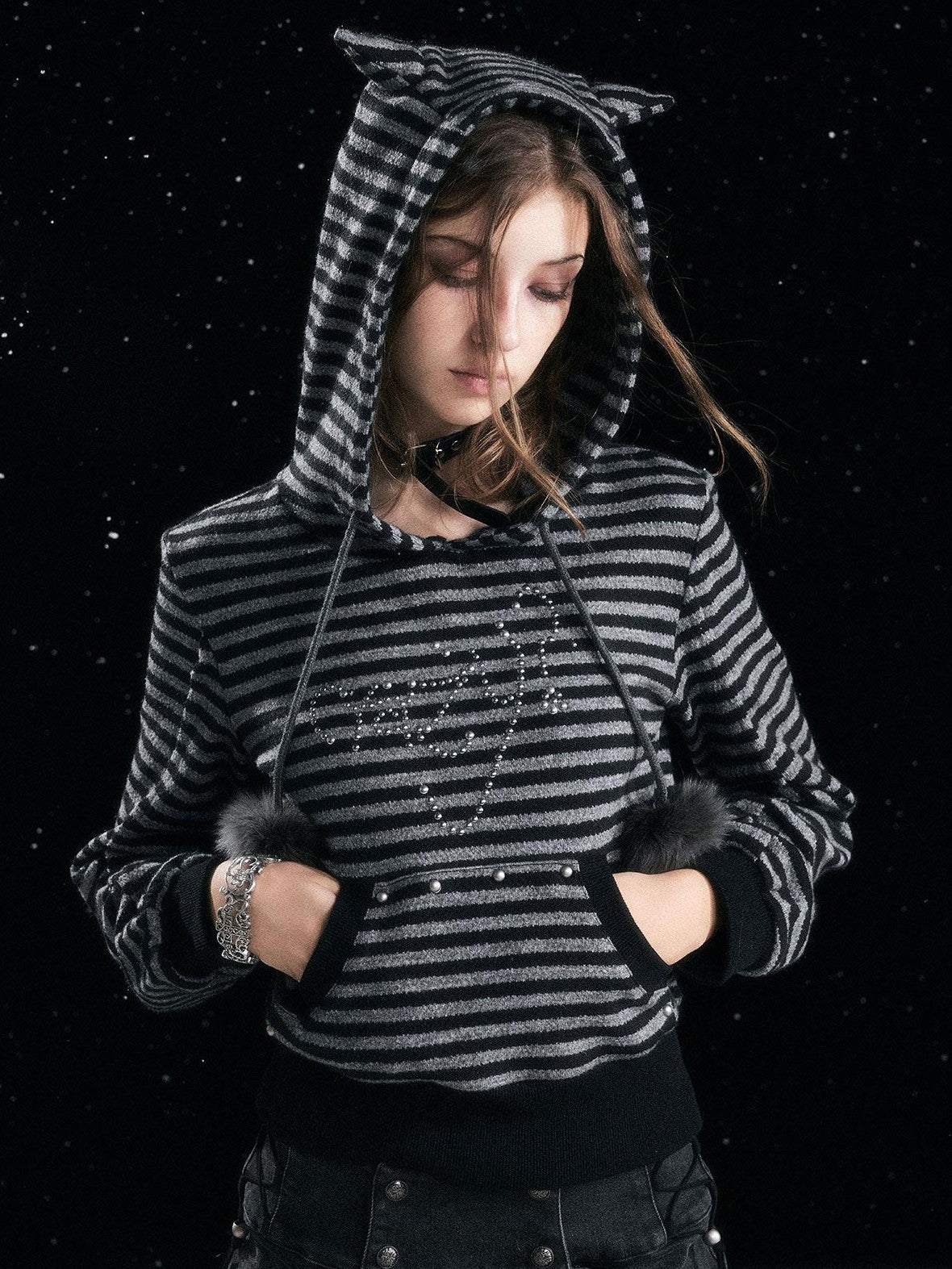 Cest Nous Acrylic Blend Loose Fit Commuter Pullover Women Striped Black Gray Hooded Hoodie