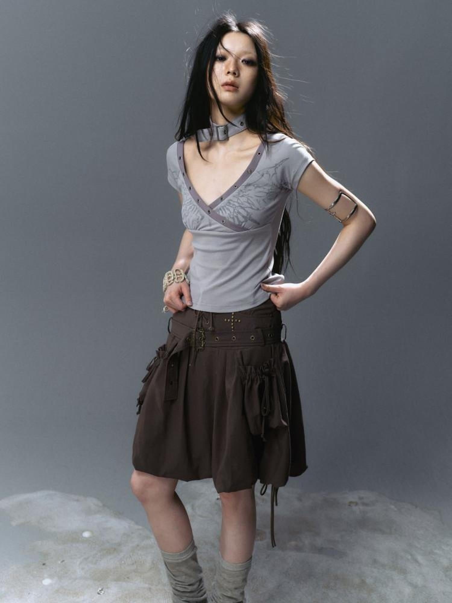 Cest Nous Cotton Stretch Slim Fit V-neck Cropped Punk Graffiti Women Shortsleevet-Shirts