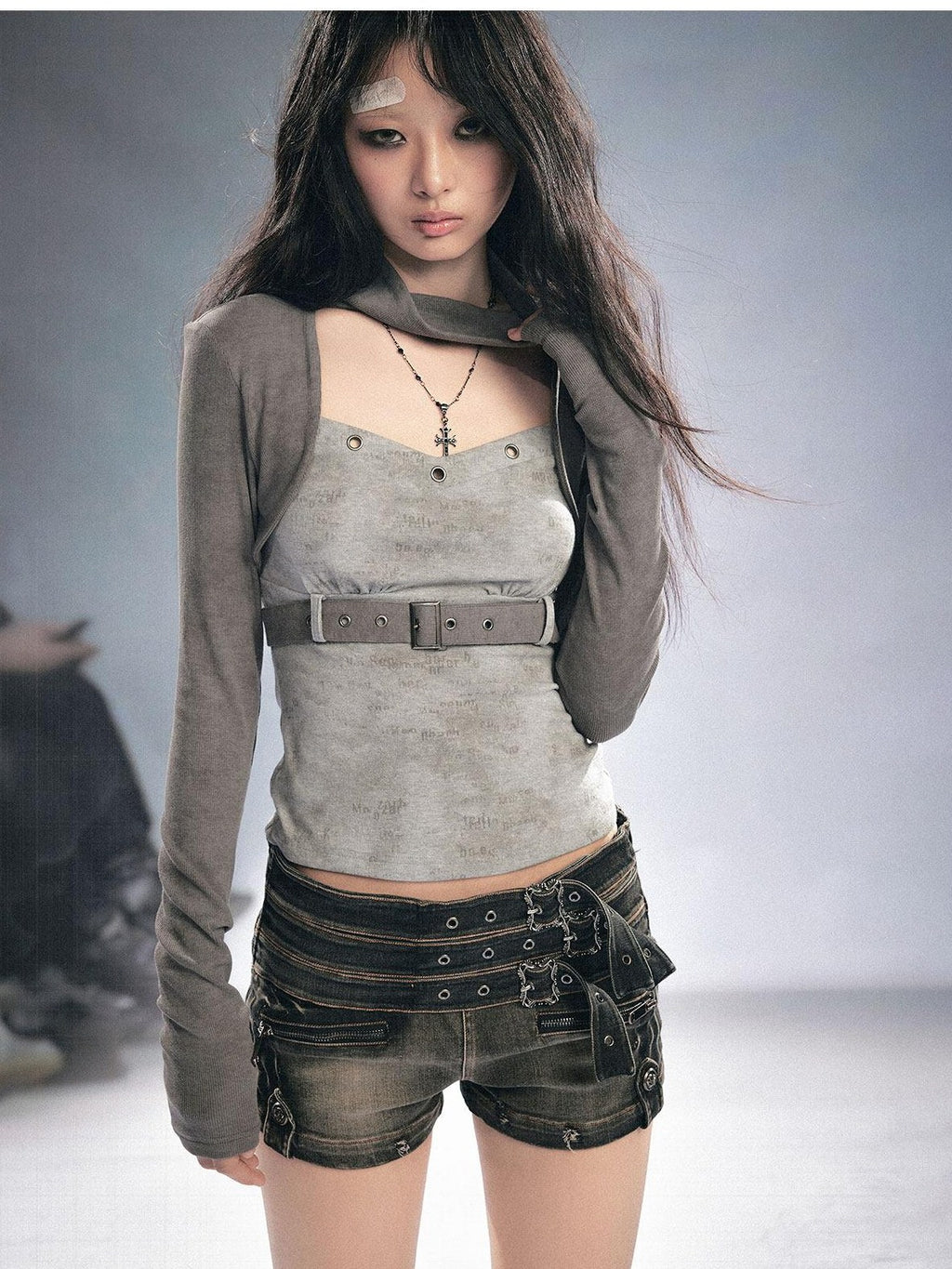 Cest Nous Soft Viscose Slim Fit Punk Layered Cropped Women Letter Panel Longsleevet-Shirts